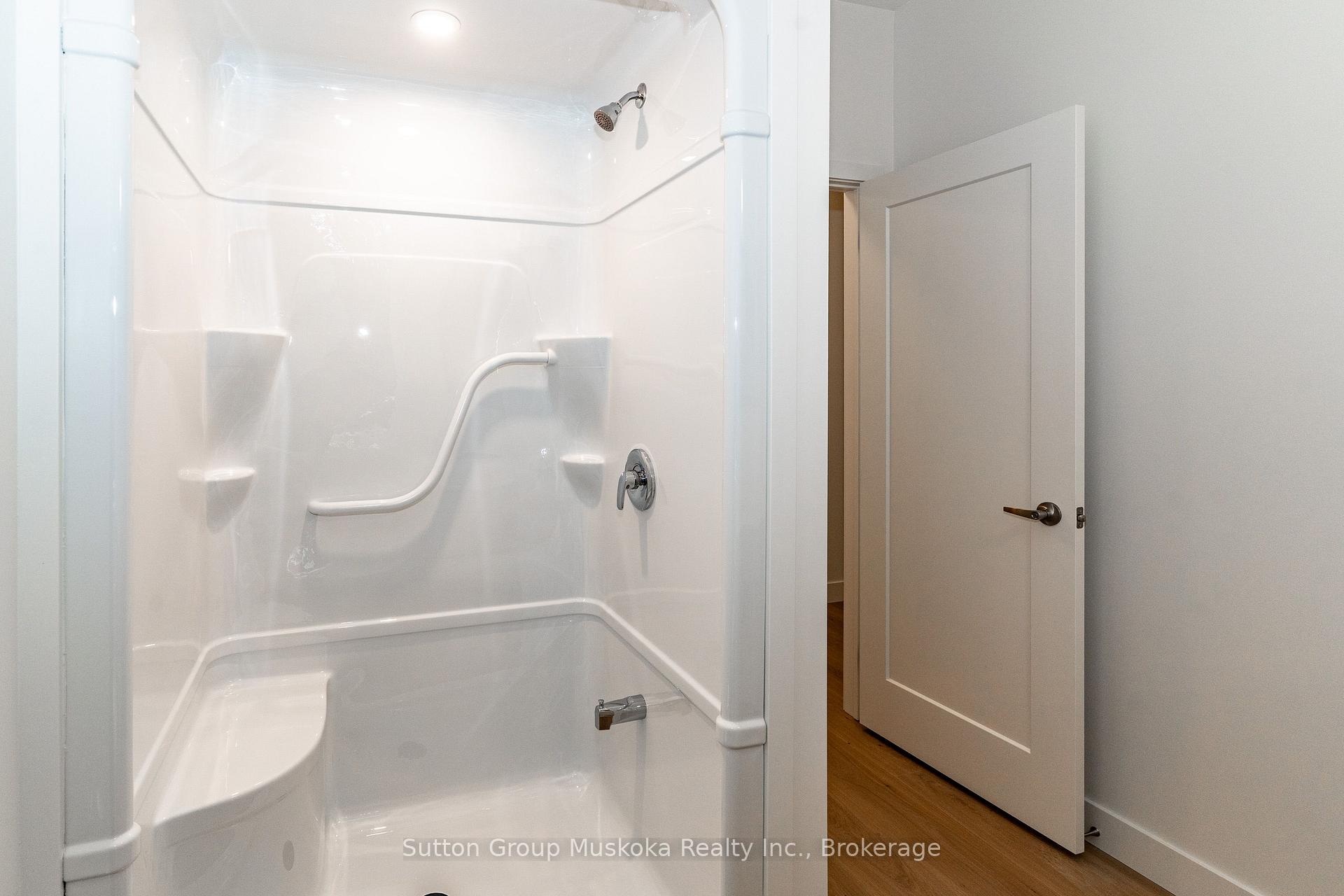 Photo 12 of 33 Shaw Crescent, Huntsville, Chaffey — HOMEH