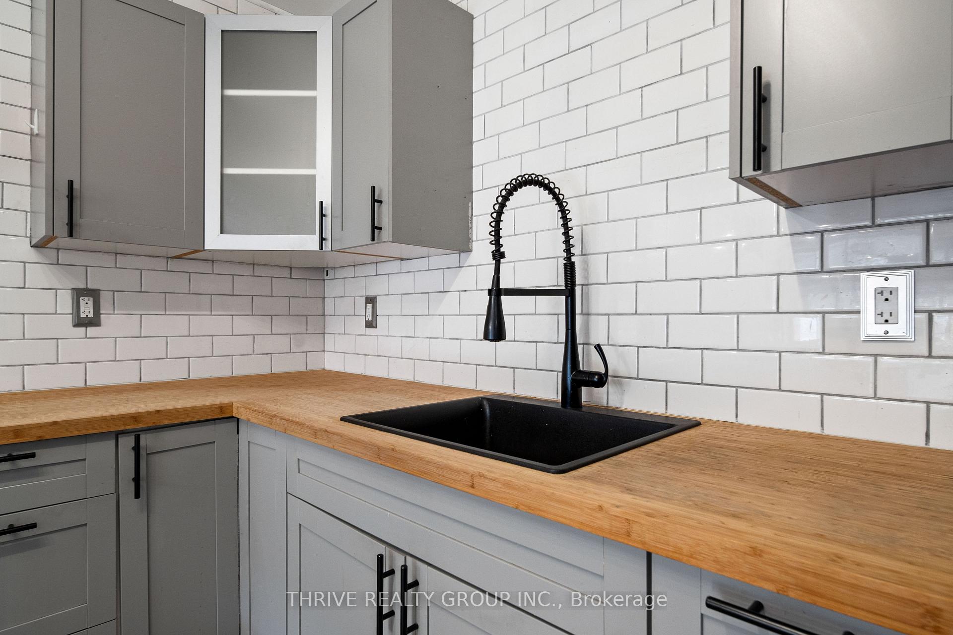 Photo 7 of 70 Talavera Crescent, London, East I — HOMEH
