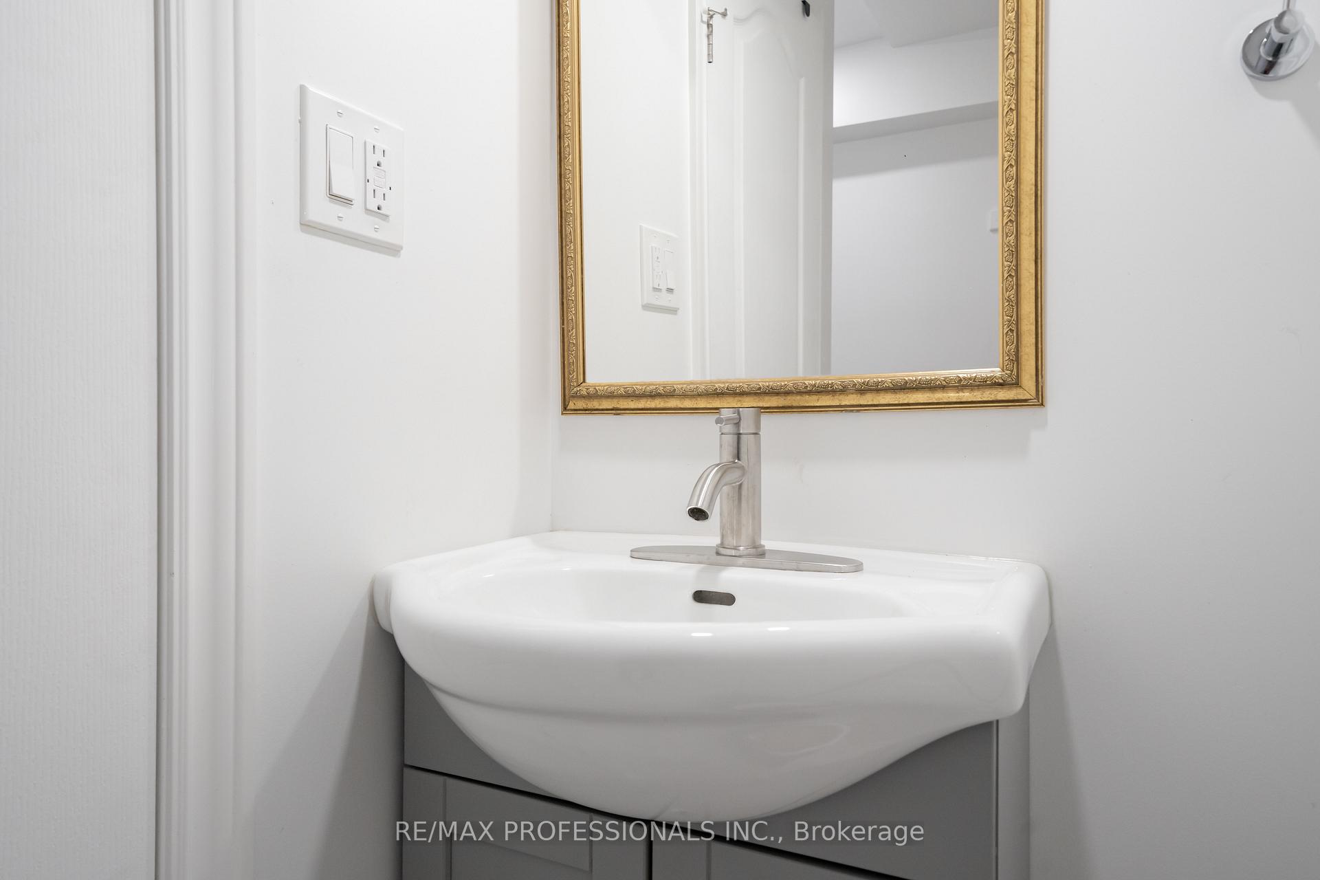Photo 22 of Unit Lower Suite, 24 Keefer Court, Vaughan, Brownridge — HOMEH