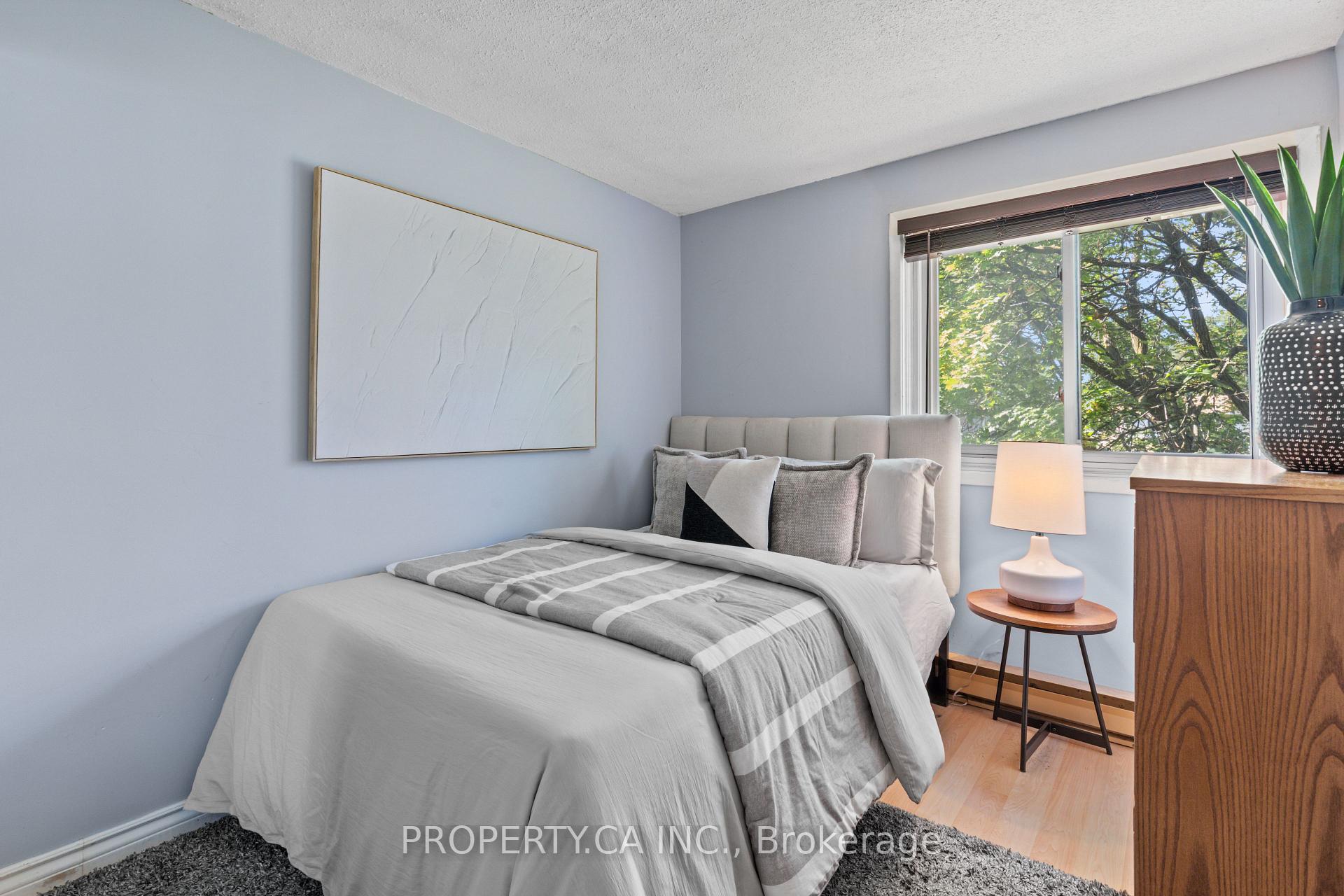 Photo 17 of 37 Gladstone Square, Brampton, Northgate — HOMEH