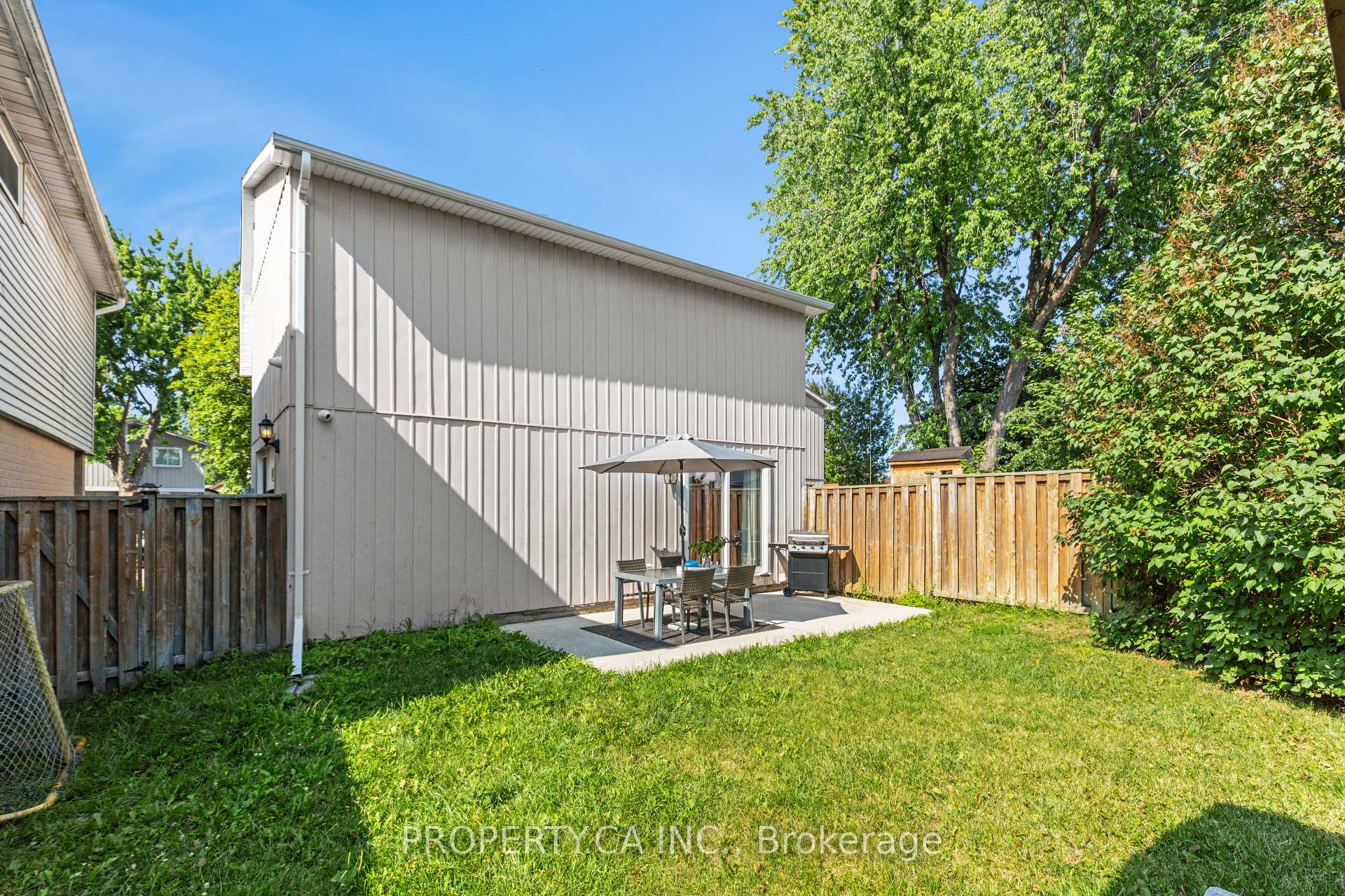 Photo 26 of 37 Gladstone Square, Brampton, Northgate — HOMEH