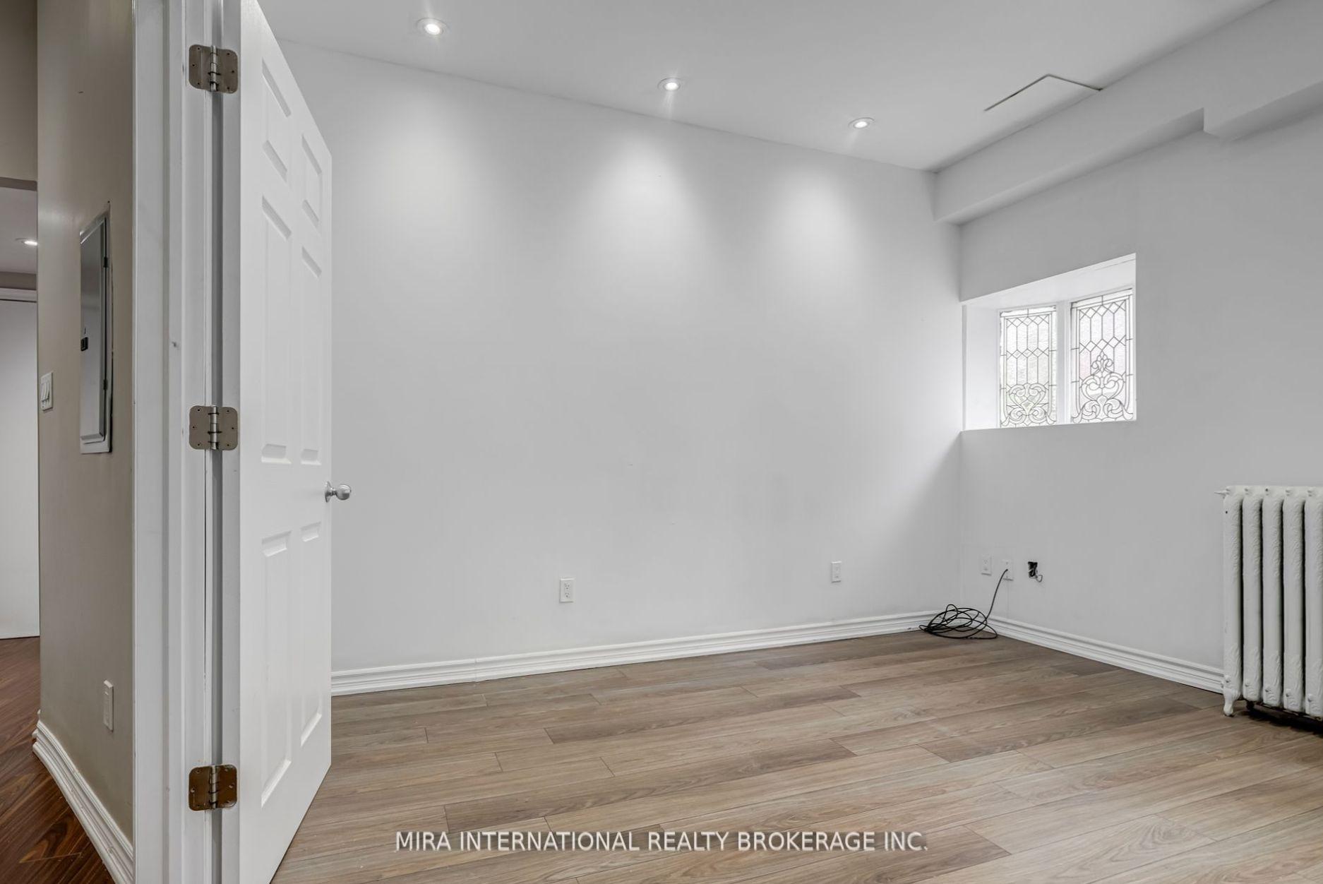 Photo 8 of Unit 101, 11 Laxton Avenue, Toronto, South Parkdale — HOMEH