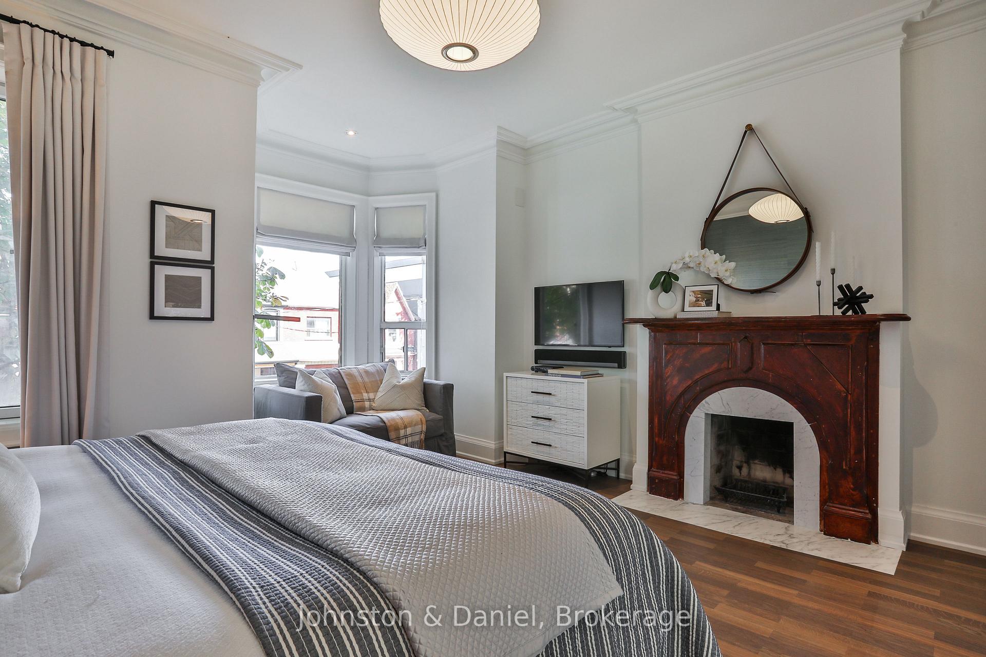 Photo 31 of 69 Sullivan Street, Toronto, Kensington-Chinatown — HOMEH