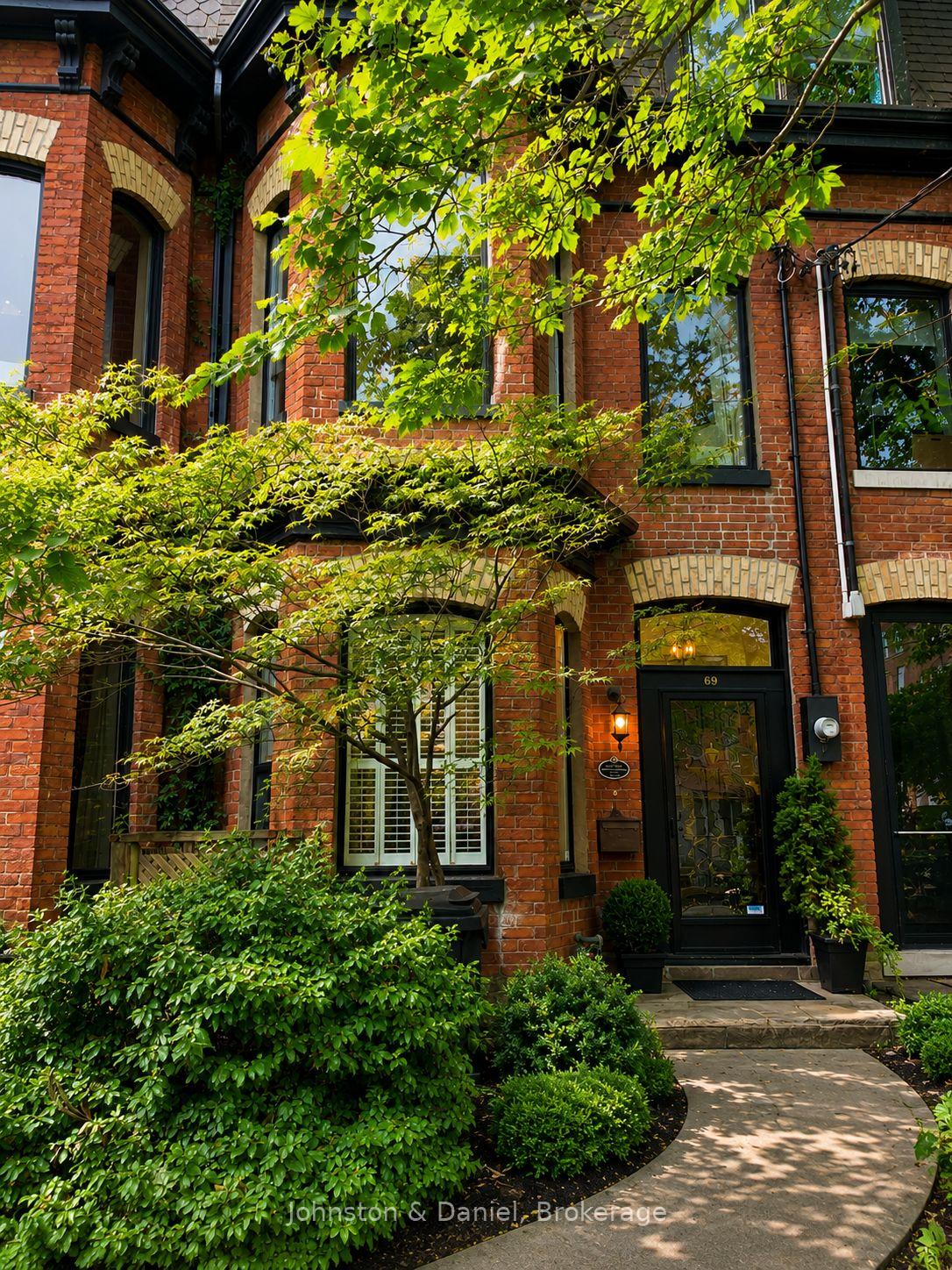 Photo 44 of 69 Sullivan Street, Toronto, Kensington-Chinatown — HOMEH