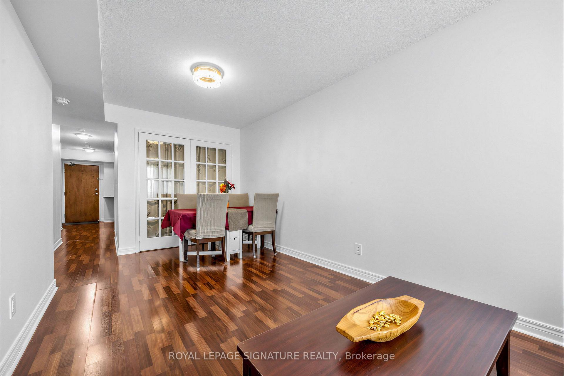 Photo 10 of Unit 322, 60 Fairfax Crescent, Scarborough, Clairlea-Birchmount — HOMEH