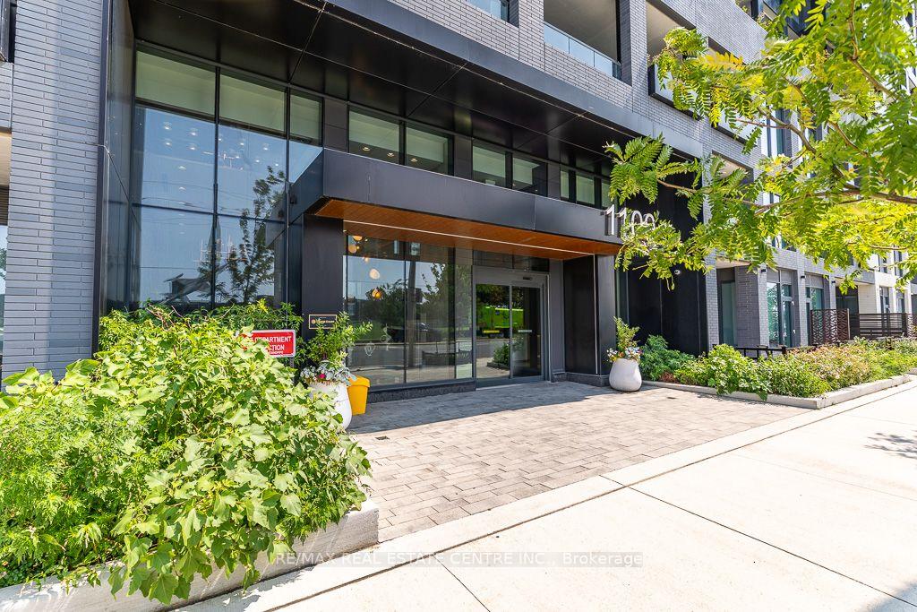 Photo 2 of Unit 232, 1100 Sheppard Avenue W, North York, York University Heights — HOMEH