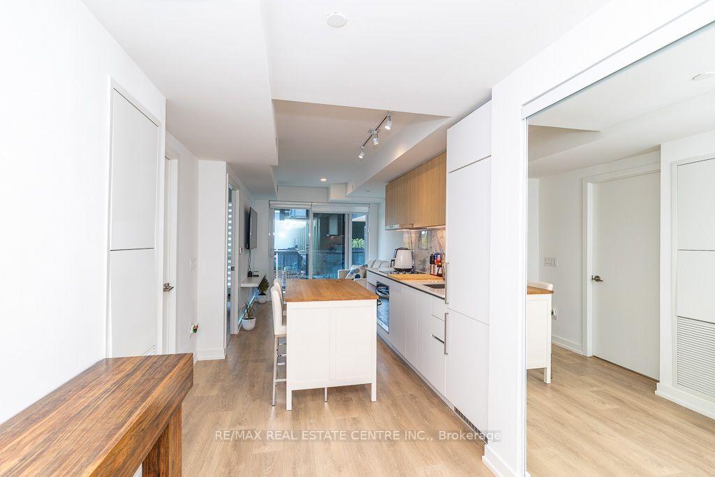 Photo 3 of Unit 232, 1100 Sheppard Avenue W, North York, York University Heights — HOMEH
