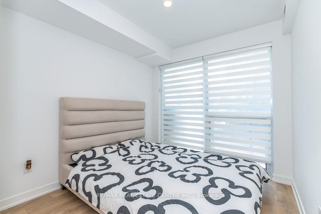 Photo 10 of Unit 232, 1100 Sheppard Avenue W, North York, York University Heights — HOMEH