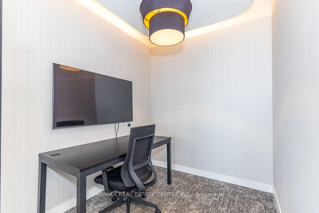 Photo 17 of Unit 232, 1100 Sheppard Avenue W, North York, York University Heights — HOMEH