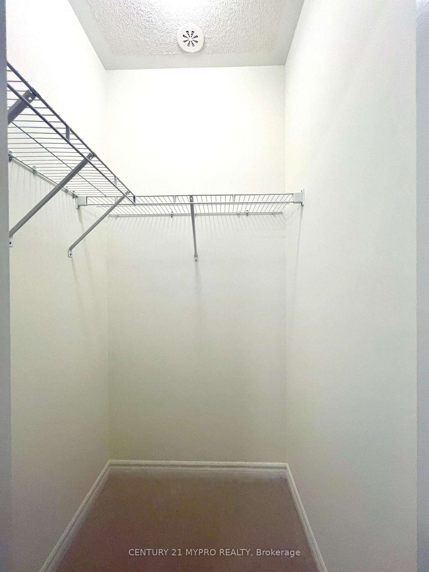 Photo 10 of Unit Upper, 2 Thornbird Crescent, Brampton, Northwest Brampton — HOMEH