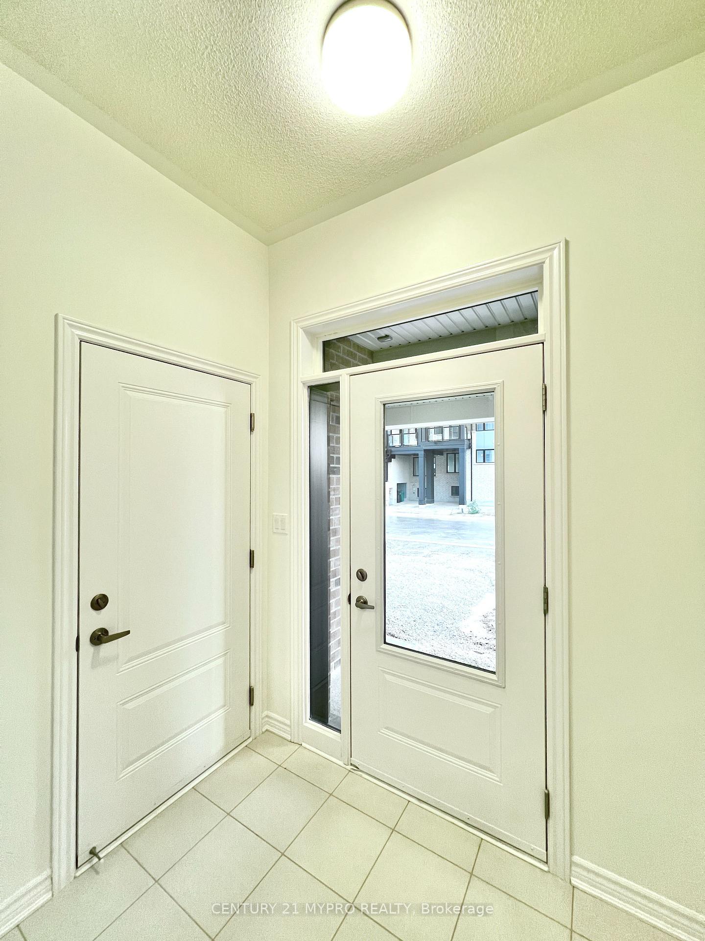 Photo 14 of Unit Upper, 2 Thornbird Crescent, Brampton, Northwest Brampton — HOMEH