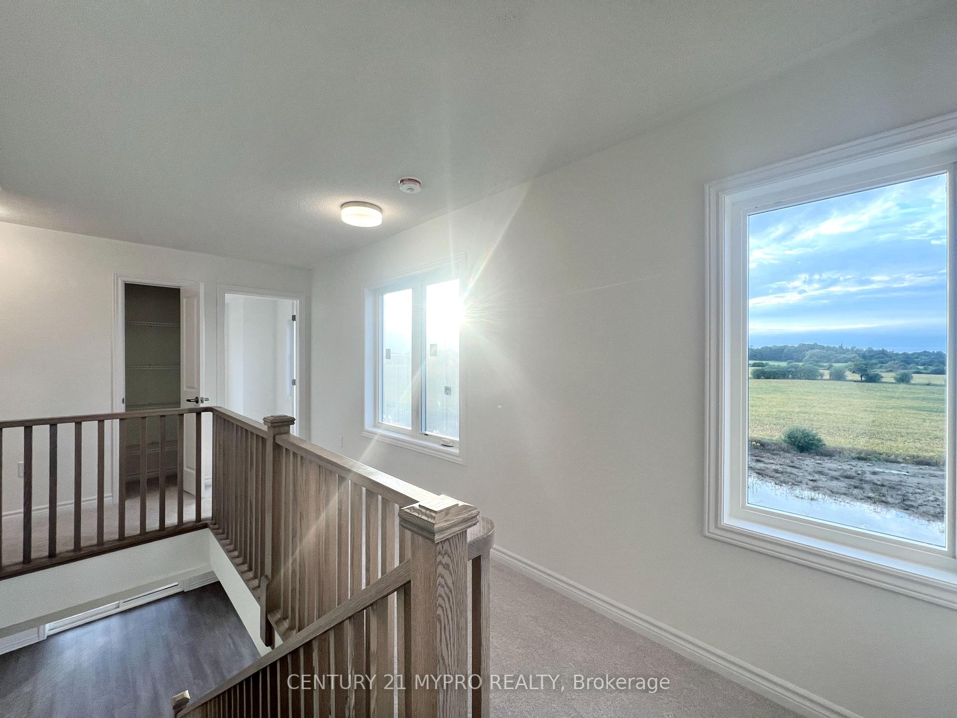 Photo 19 of Unit Upper, 2 Thornbird Crescent, Brampton, Northwest Brampton — HOMEH