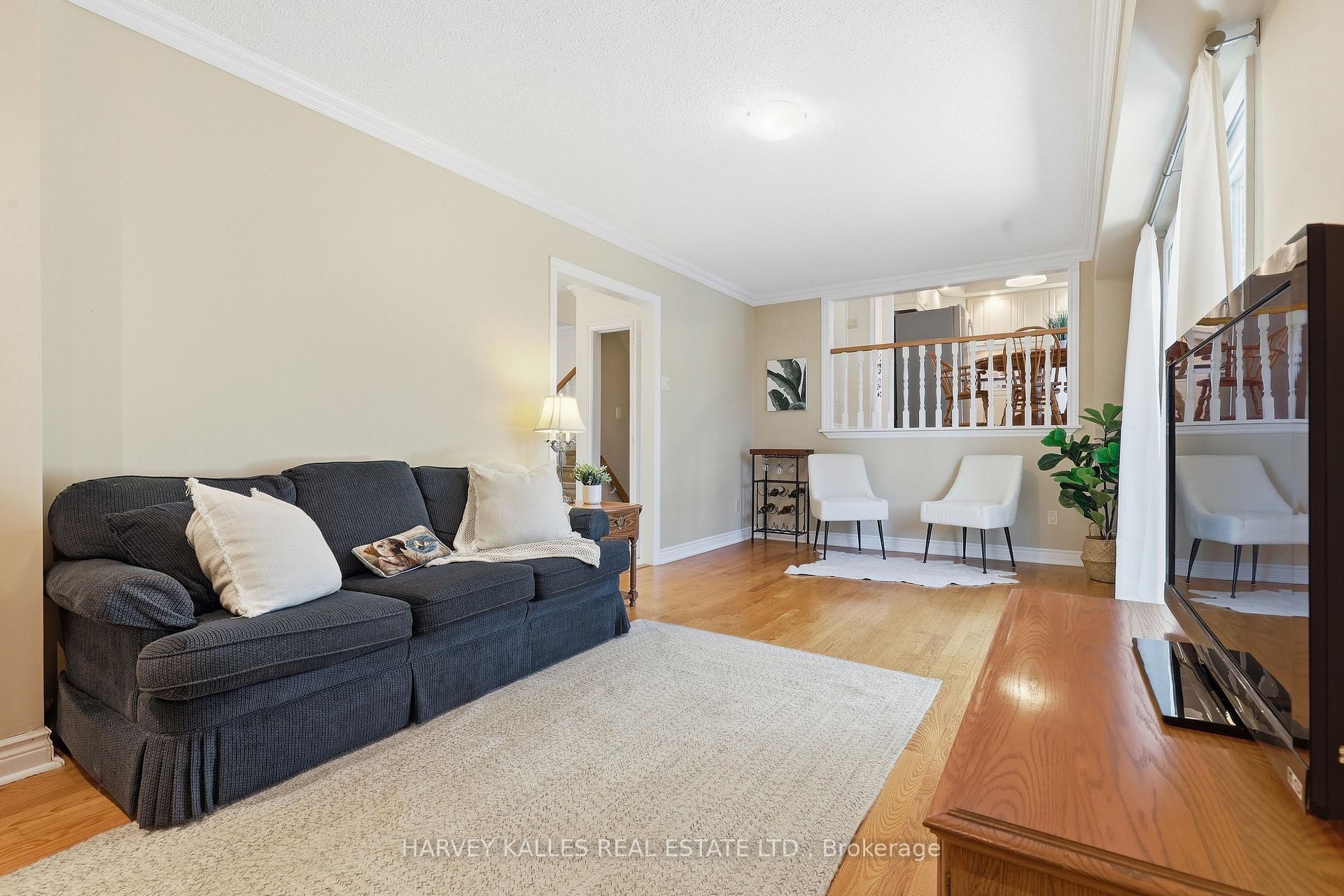 Photo 8 of 310 Newlove Drive, Caledon, Bolton East — HOMEH