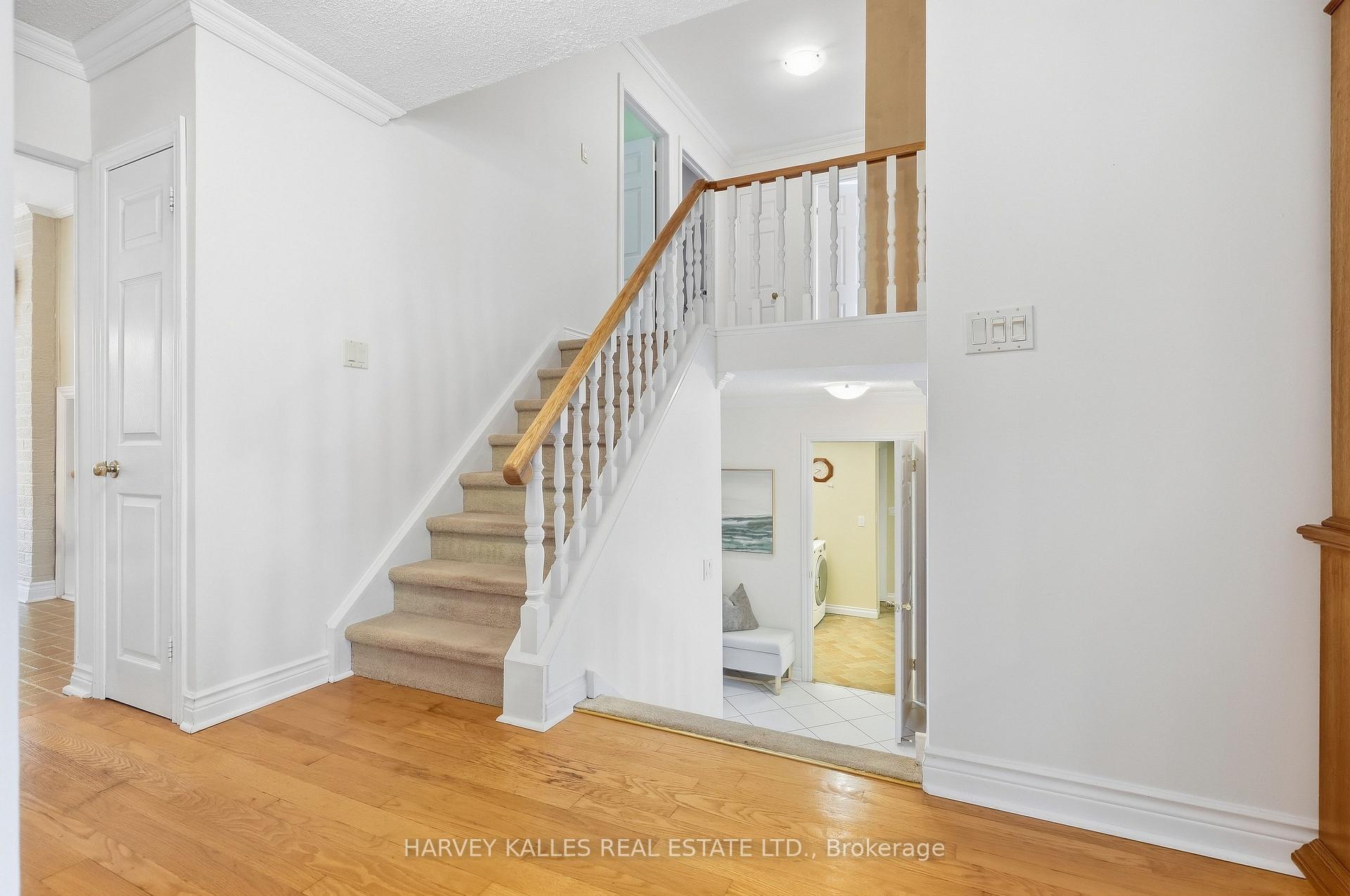Photo 18 of 310 Newlove Drive, Caledon, Bolton East — HOMEH