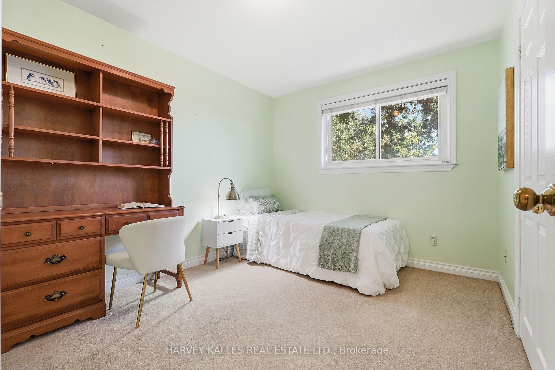 Photo 20 of 310 Newlove Drive, Caledon, Bolton East — HOMEH