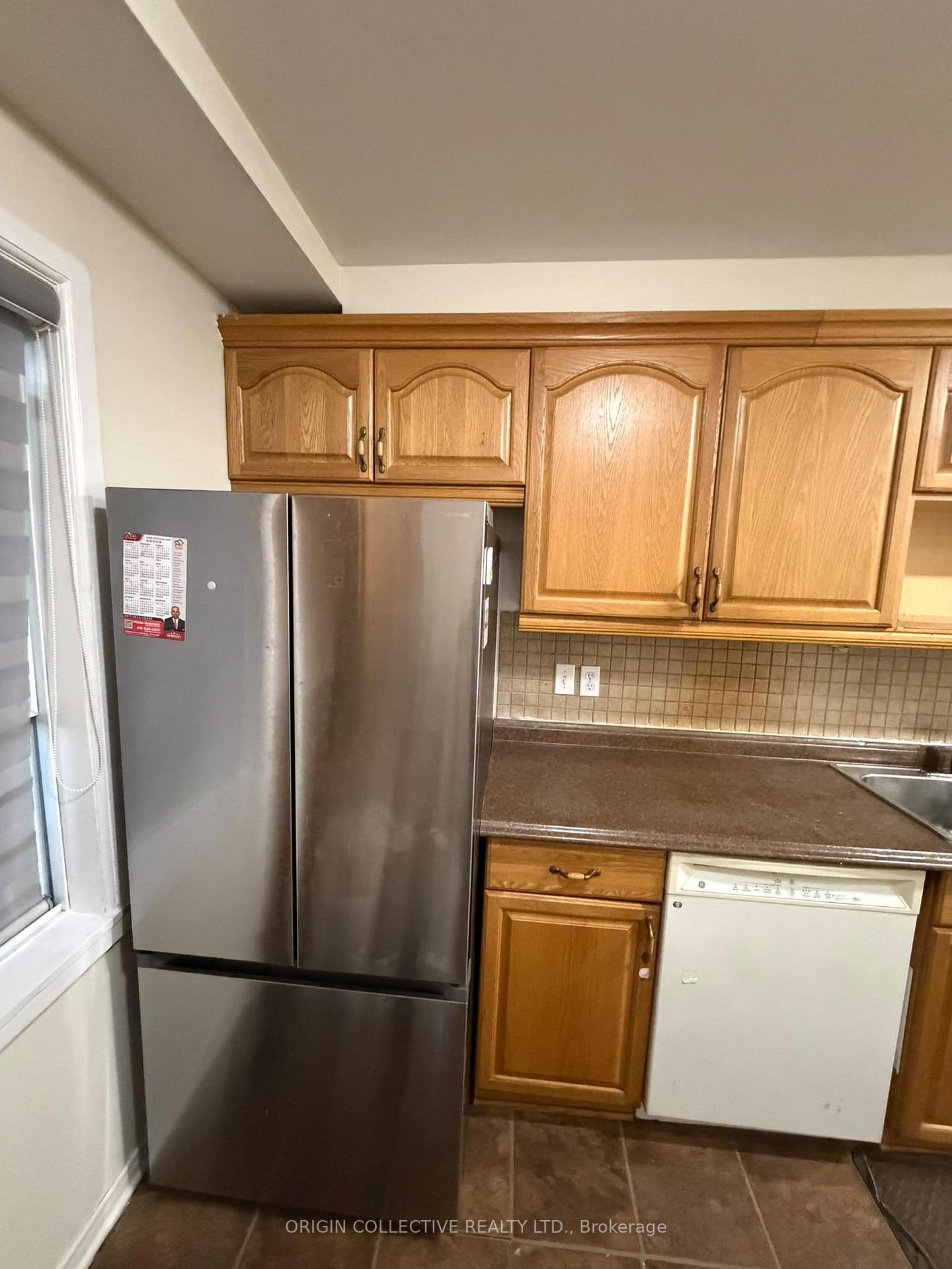 Photo 12 of Unit Main & Second Floor, 10 Moonbeam Grove, Scarborough, Malvern — HOMEH
