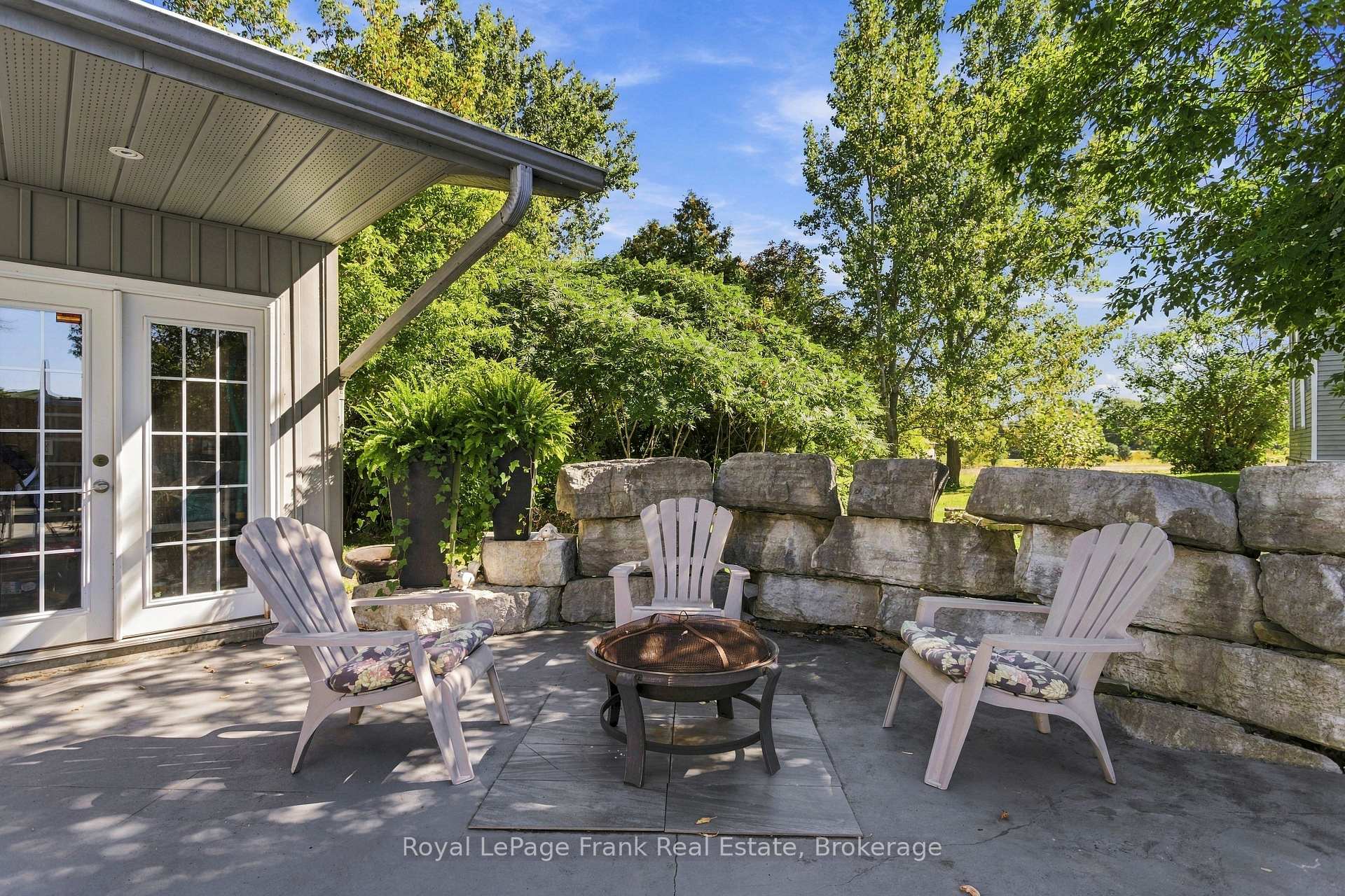 Photo 10 of 7 Verna Drive, Kawartha Lakes, Little Britain — HOMEH