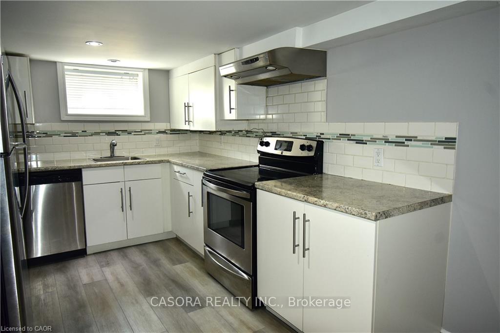 Photo 5 of Unit 2, 2176 Queensway Drive, Burlington, Freeman — HOMEH