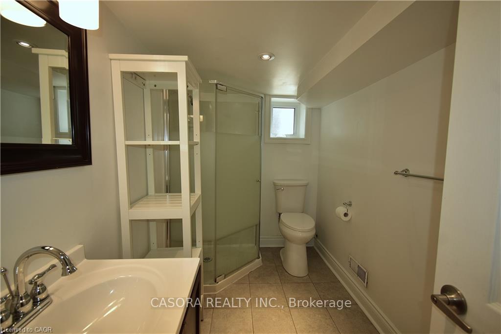Photo 12 of Unit 2, 2176 Queensway Drive, Burlington, Freeman — HOMEH