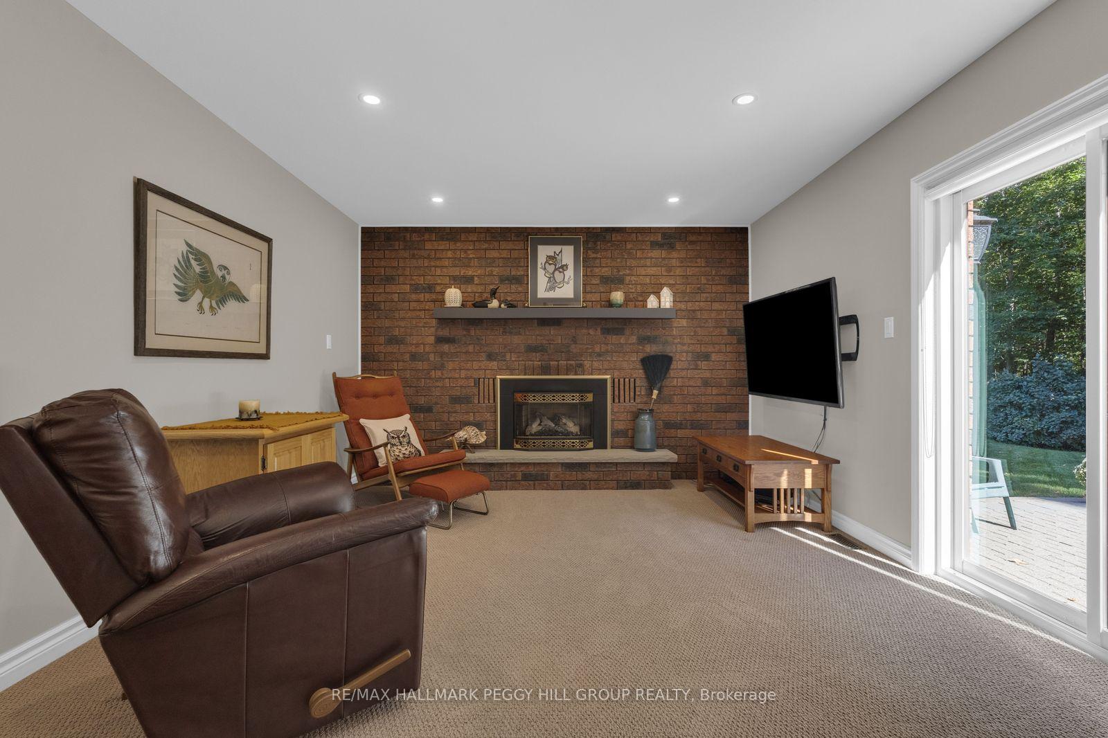 Photo 7 of 17 Holloway Lane, Springwater, Midhurst — HOMEH