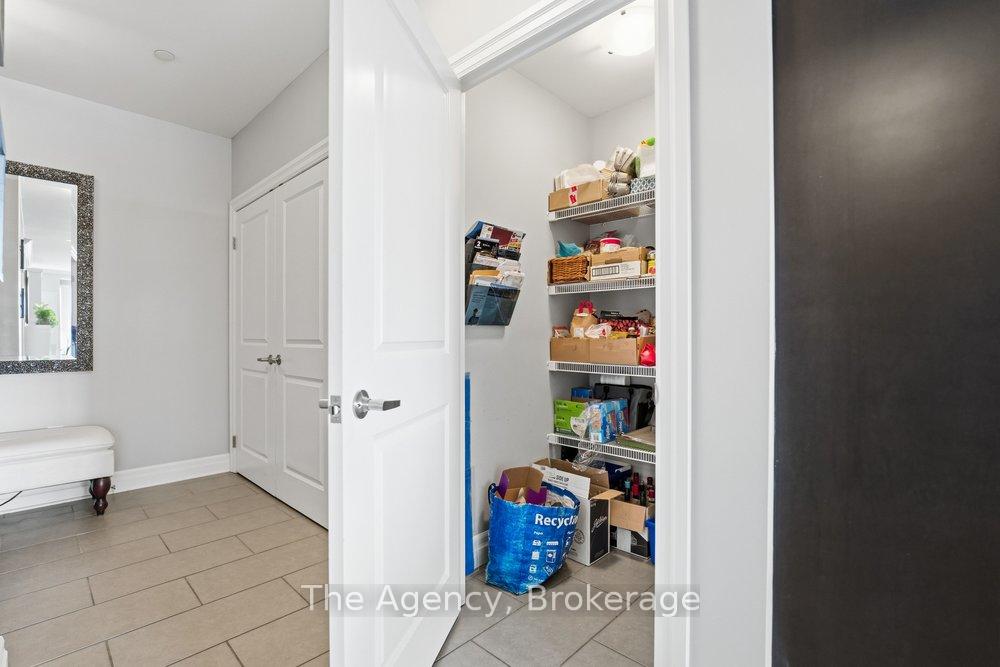 Photo 10 of Unit 901, 160 Macdonell Street, Guelph, Downtown — HOMEH