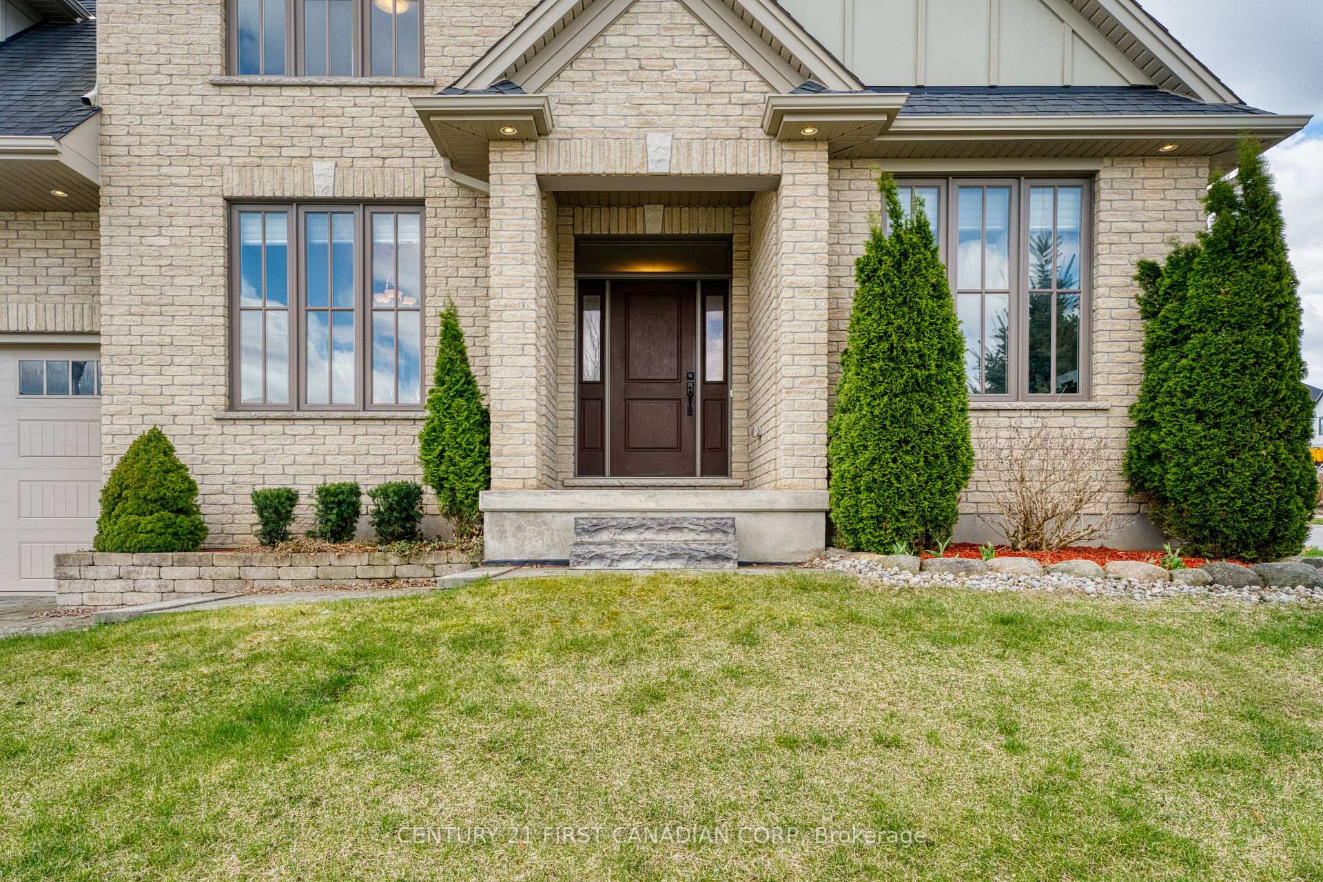 Photo 10 of 1895 Sumac Way, London, South B — HOMEH