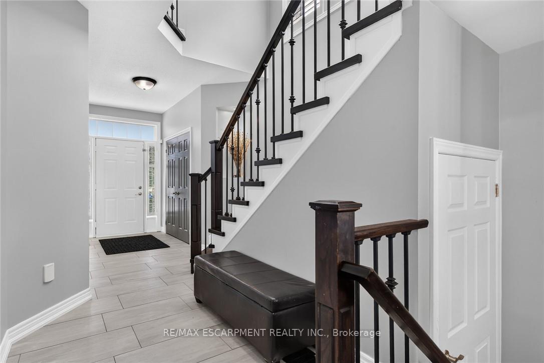 Photo 4 of 85 Benziger Lane, Hamilton, Winona — HOMEH