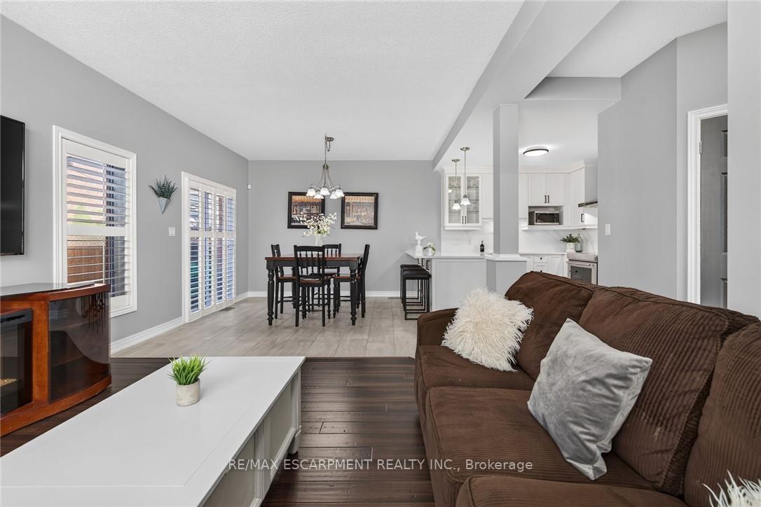 Photo 9 of 85 Benziger Lane, Hamilton, Winona — HOMEH