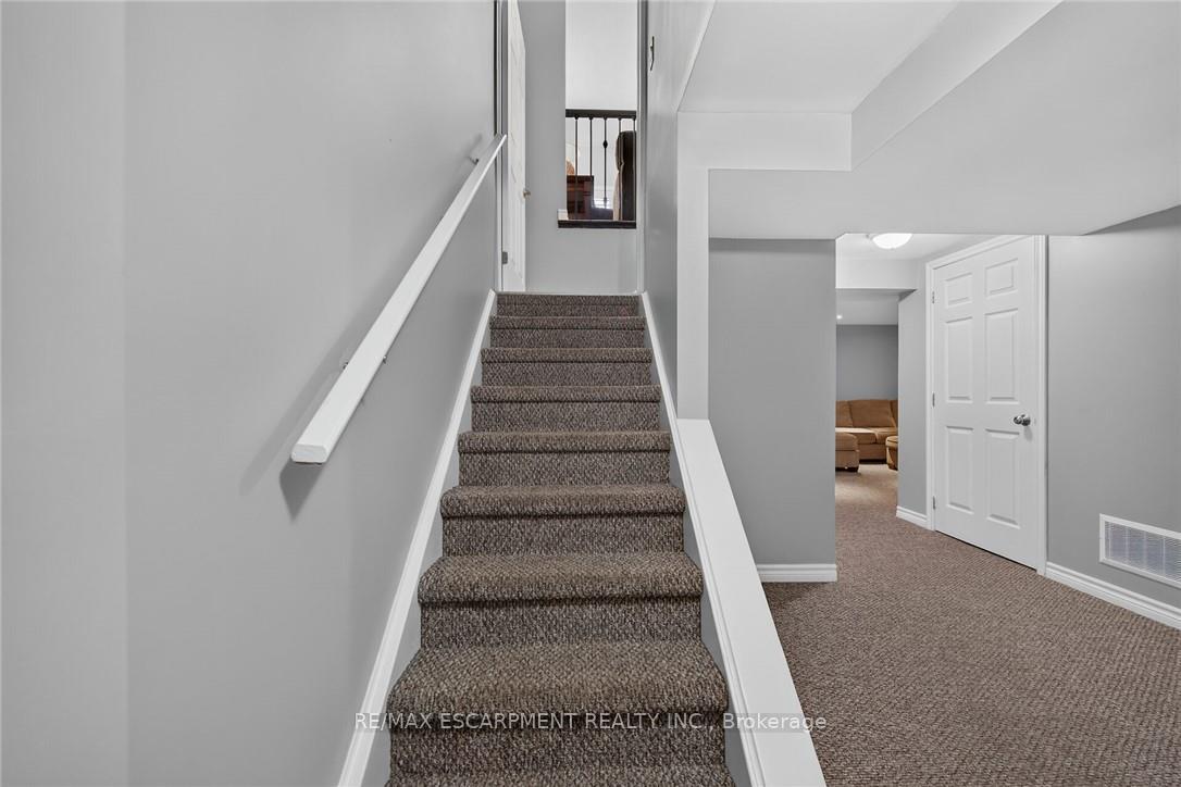 Photo 34 of 85 Benziger Lane, Hamilton, Winona — HOMEH
