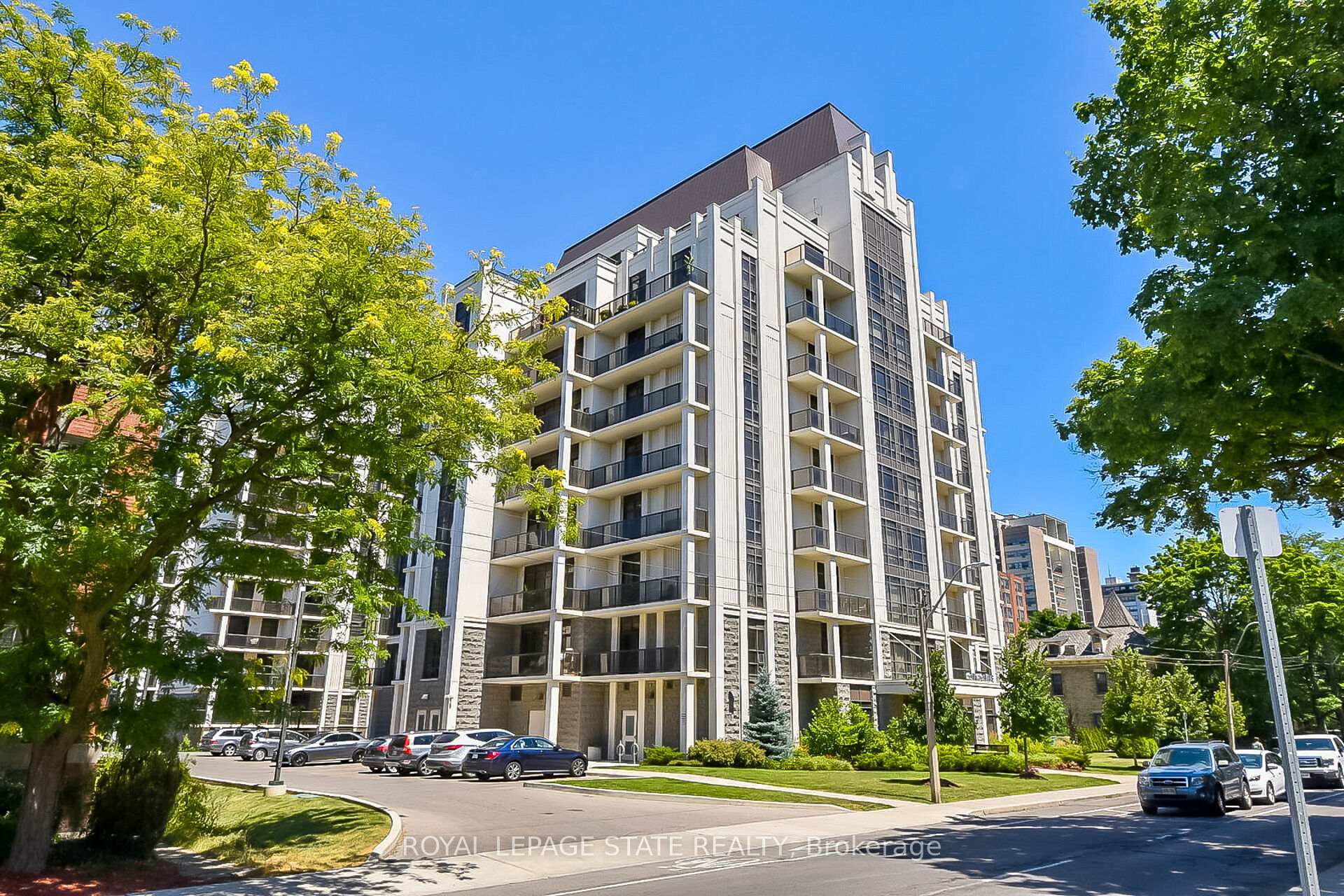 Photo 2 of Unit 804, 90 Charlton Avenue W, Hamilton, Durand — HOMEH