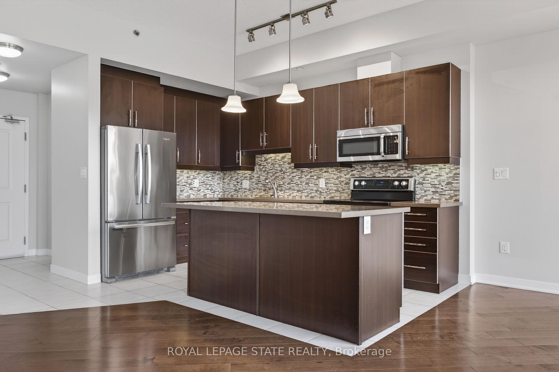 Photo 6 of Unit 804, 90 Charlton Avenue W, Hamilton, Durand — HOMEH