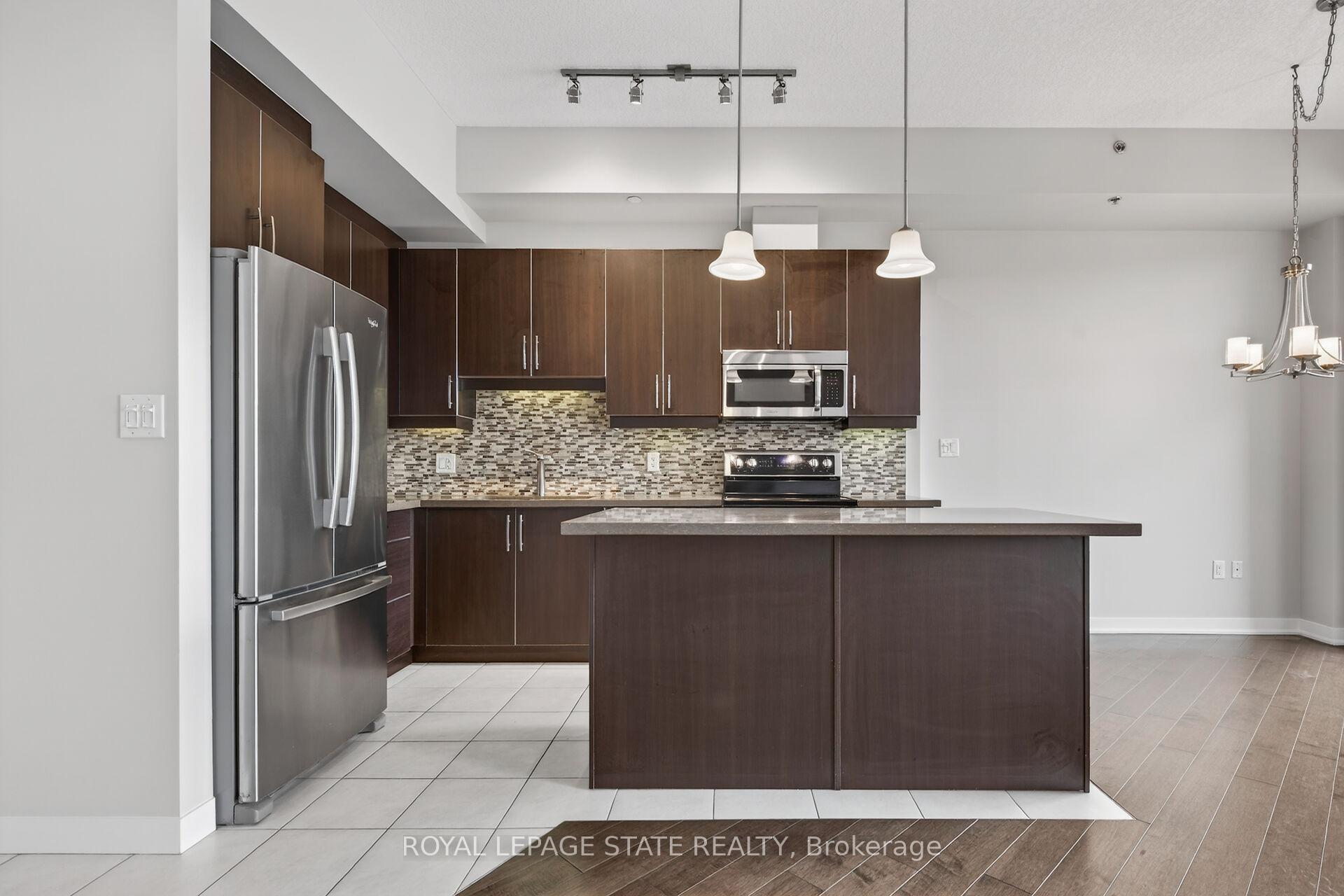 Photo 7 of Unit 804, 90 Charlton Avenue W, Hamilton, Durand — HOMEH