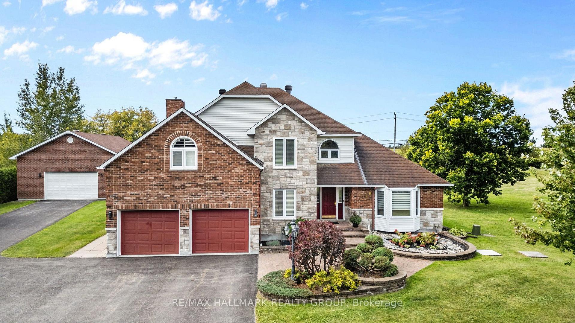 Photo 1 of 1240 Arbuste Avenue, Ottawa, Cumberland Ridge — HOMEH