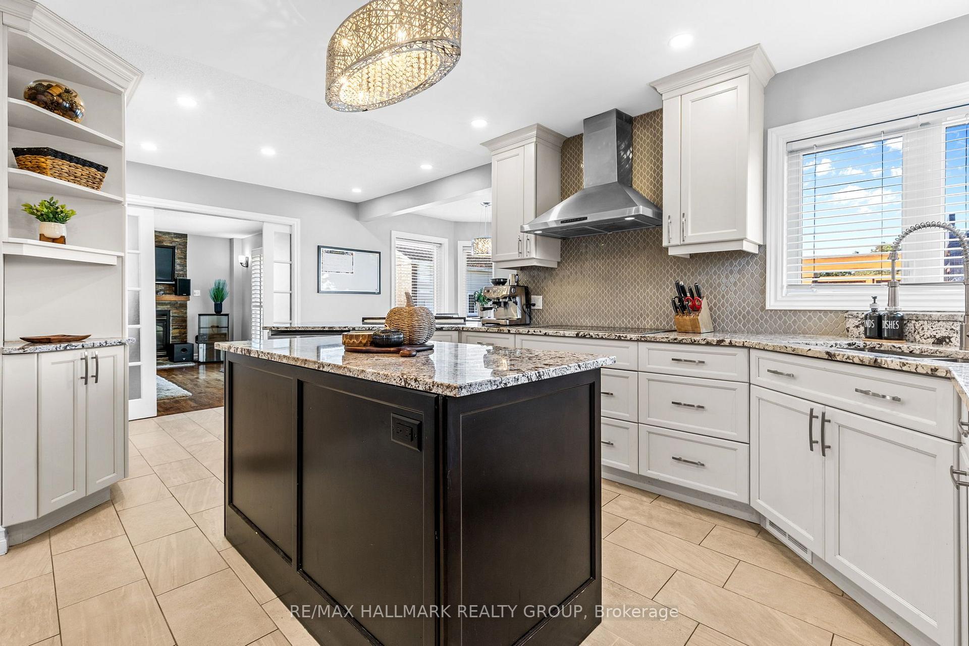 Photo 9 of 1240 Arbuste Avenue, Ottawa, Cumberland Ridge — HOMEH