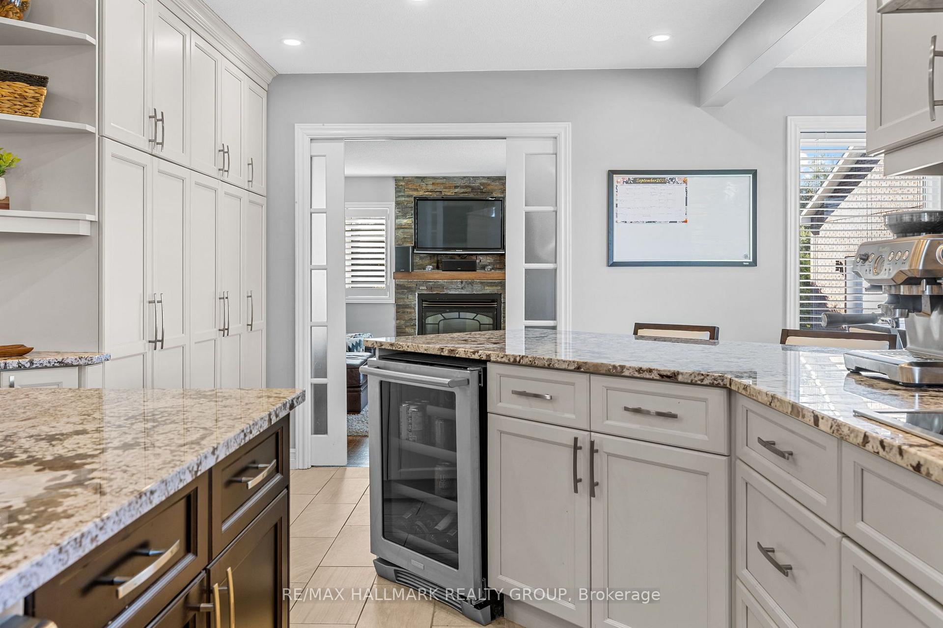 Photo 13 of 1240 Arbuste Avenue, Ottawa, Cumberland Ridge — HOMEH