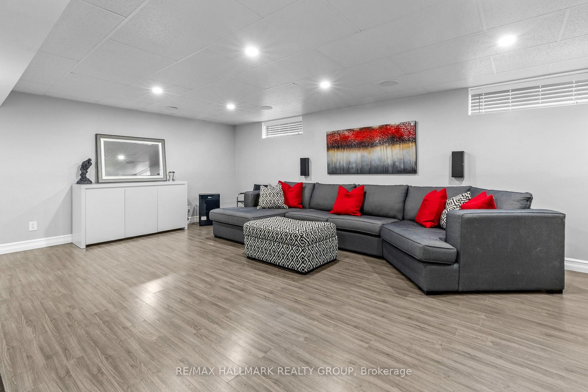 Photo 33 of 1240 Arbuste Avenue, Ottawa, Cumberland Ridge — HOMEH