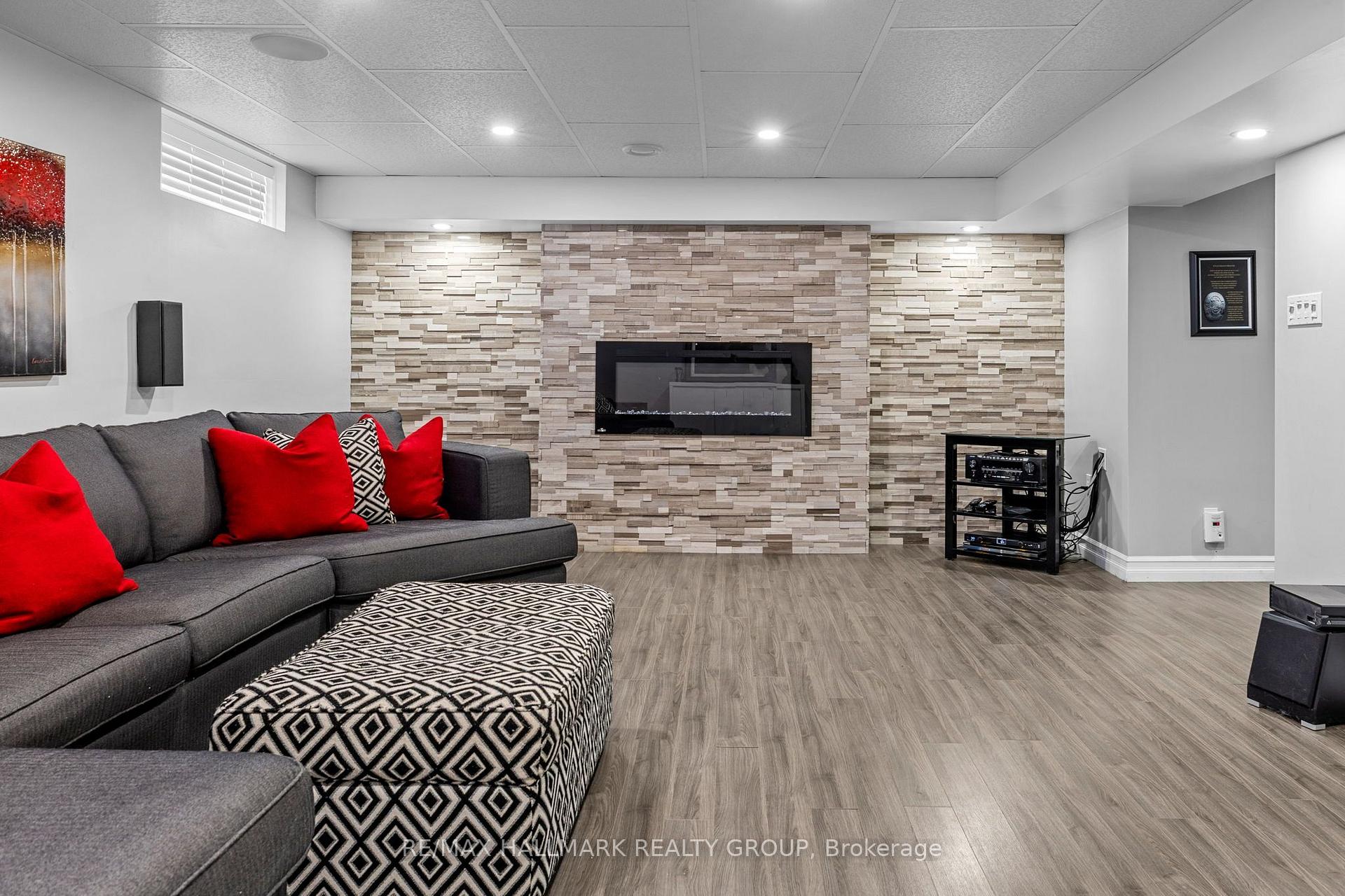 Photo 34 of 1240 Arbuste Avenue, Ottawa, Cumberland Ridge — HOMEH