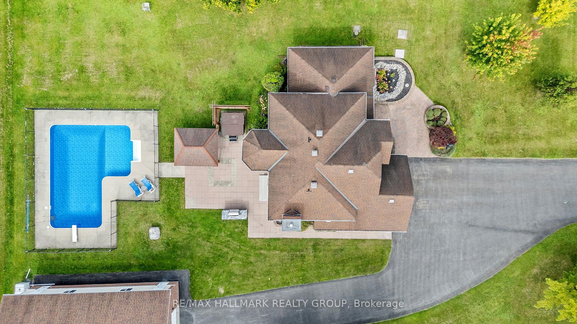 Photo 47 of 1240 Arbuste Avenue, Ottawa, Cumberland Ridge — HOMEH