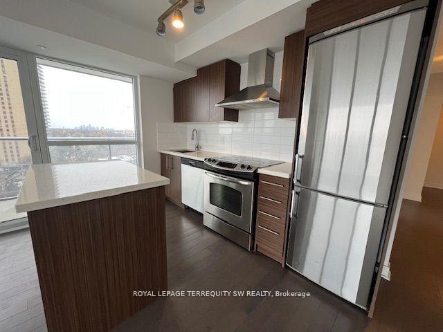Photo 6 of Unit 902, 58 Orchard View Boulevard, Toronto, Yonge-Eglinton — HOMEH