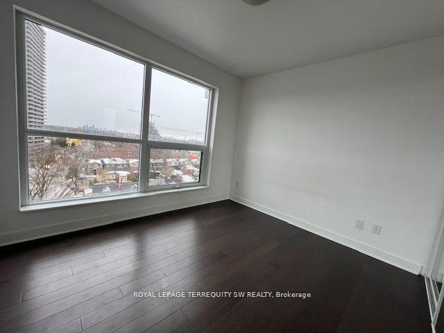 Photo 11 of Unit 902, 58 Orchard View Boulevard, Toronto, Yonge-Eglinton — HOMEH