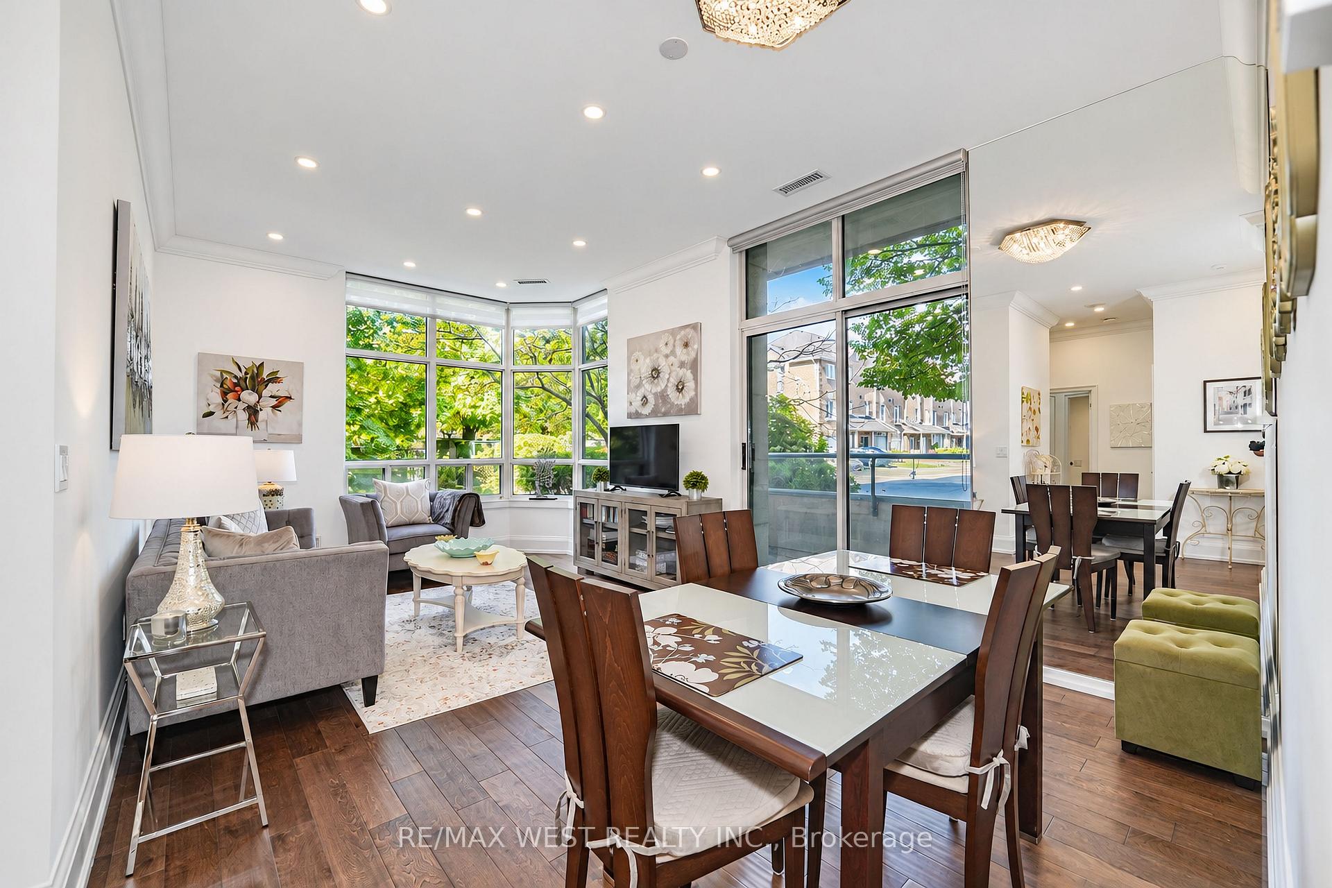 Photo 5 of Unit 105, 1 Emerald Lane, Vaughan, Crestwood-Springfarm-Yorkhill — HOMEH
