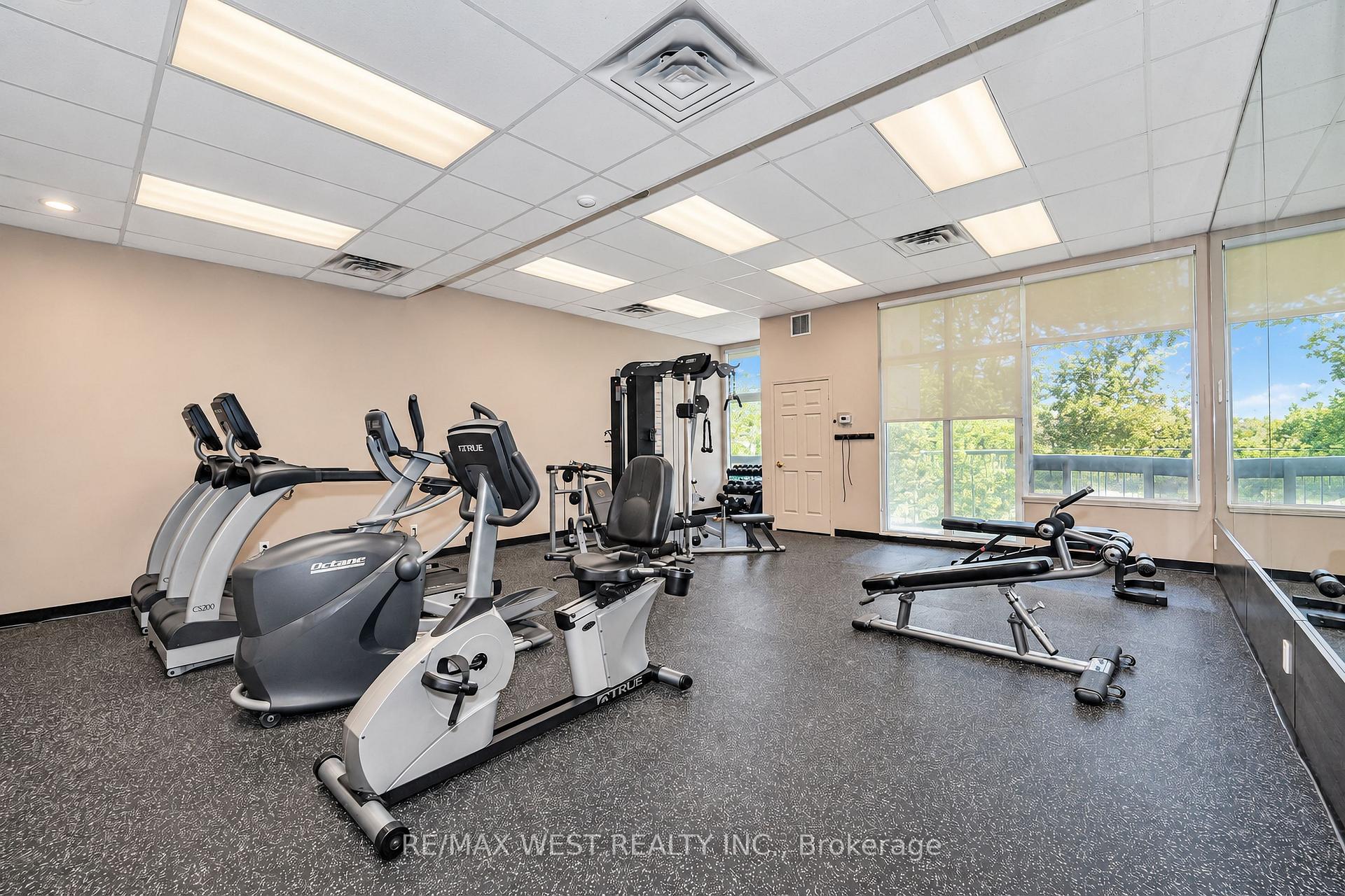 Photo 13 of Unit 105, 1 Emerald Lane, Vaughan, Crestwood-Springfarm-Yorkhill — HOMEH
