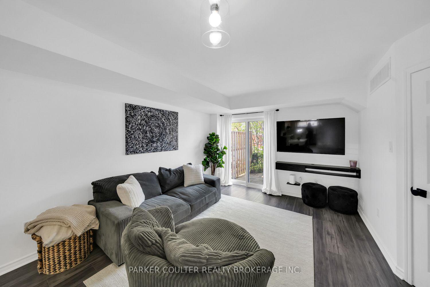 Photo 5 of Unit 37, 241 Ferndale Drive S, Barrie, Ardagh — HOMEH
