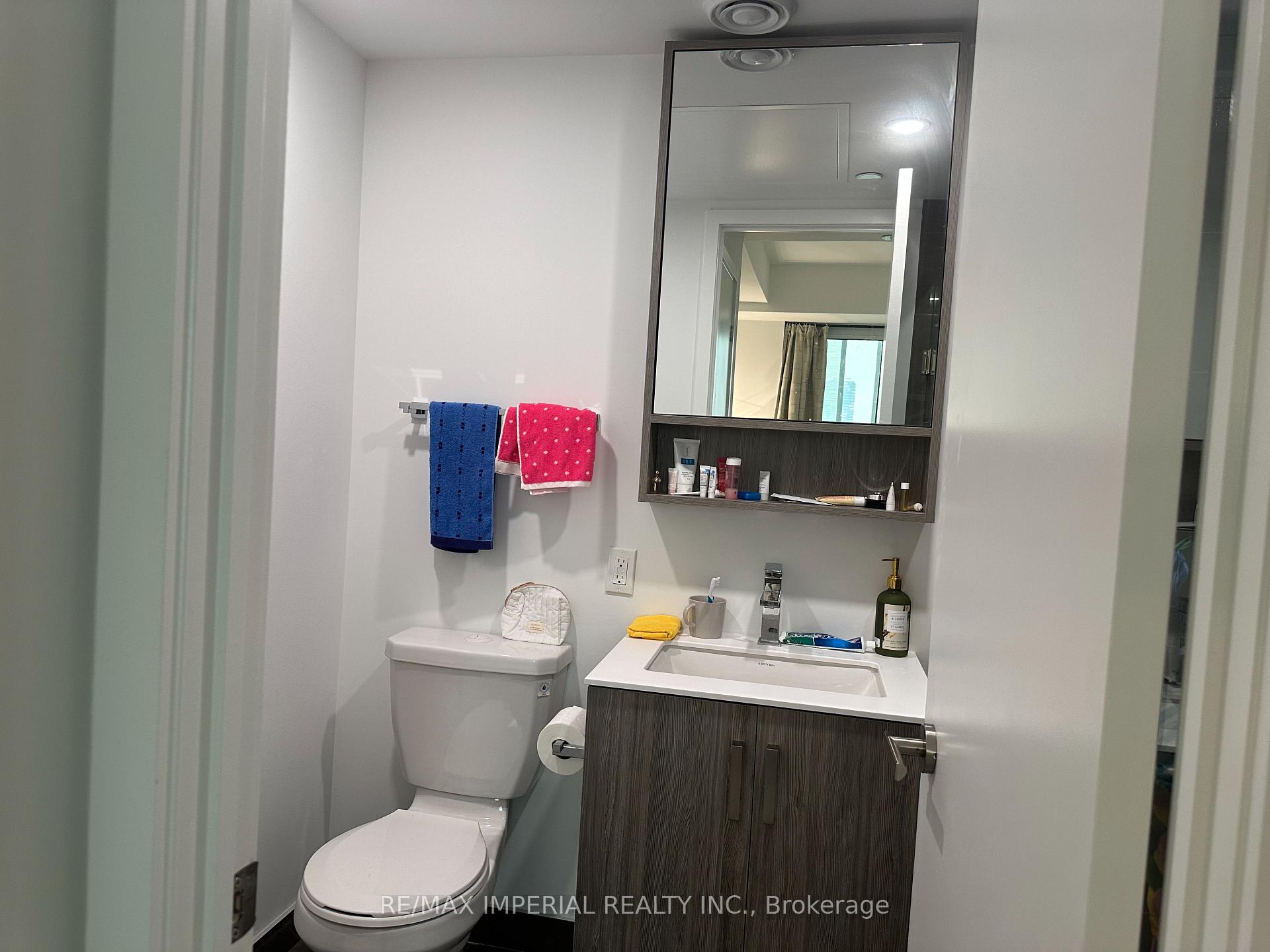 Photo 5 of Unit 4909, 88 Queen Street E, Toronto, Church-Yonge Corridor — HOMEH