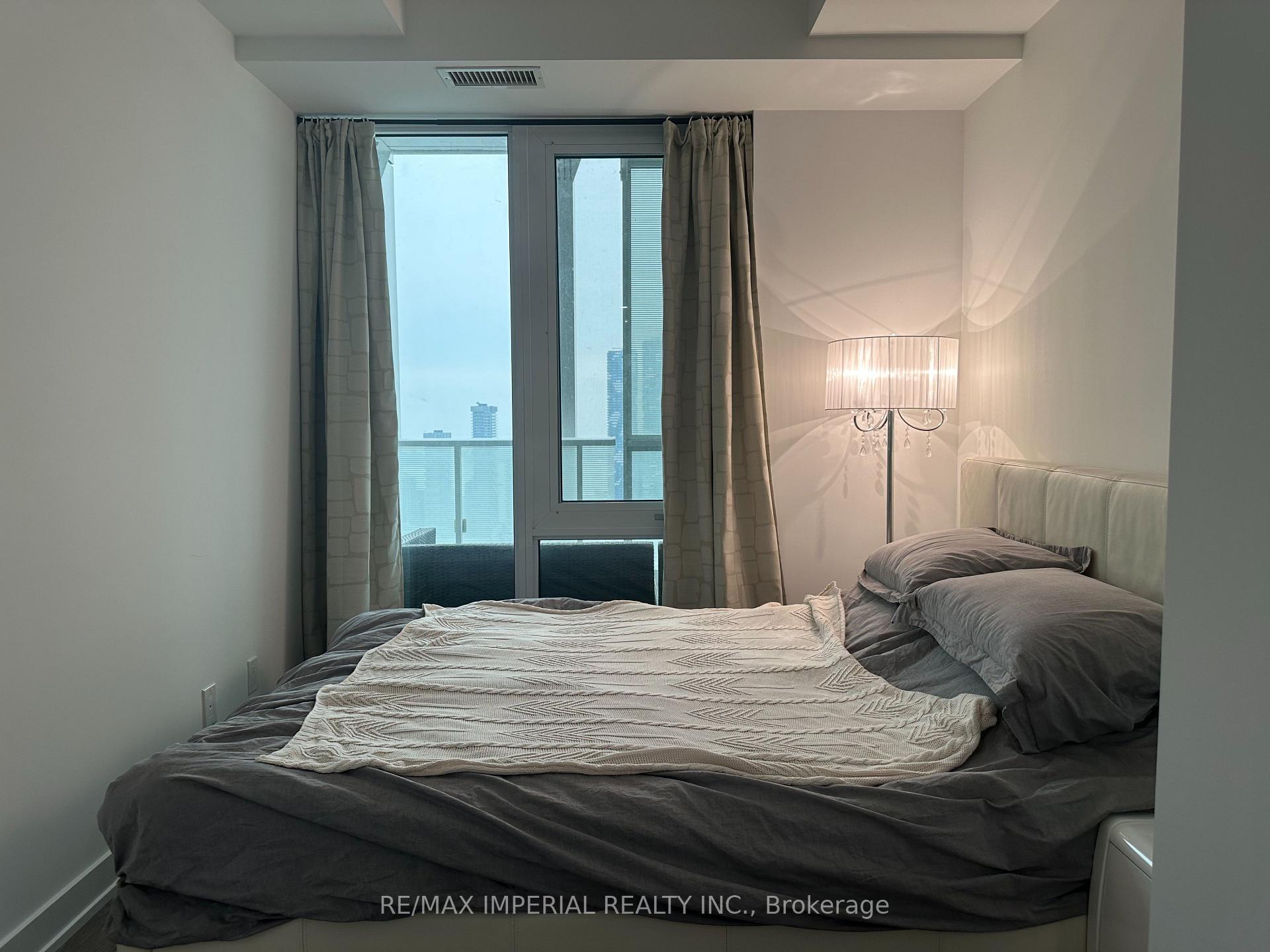 Photo 6 of Unit 4909, 88 Queen Street E, Toronto, Church-Yonge Corridor — HOMEH