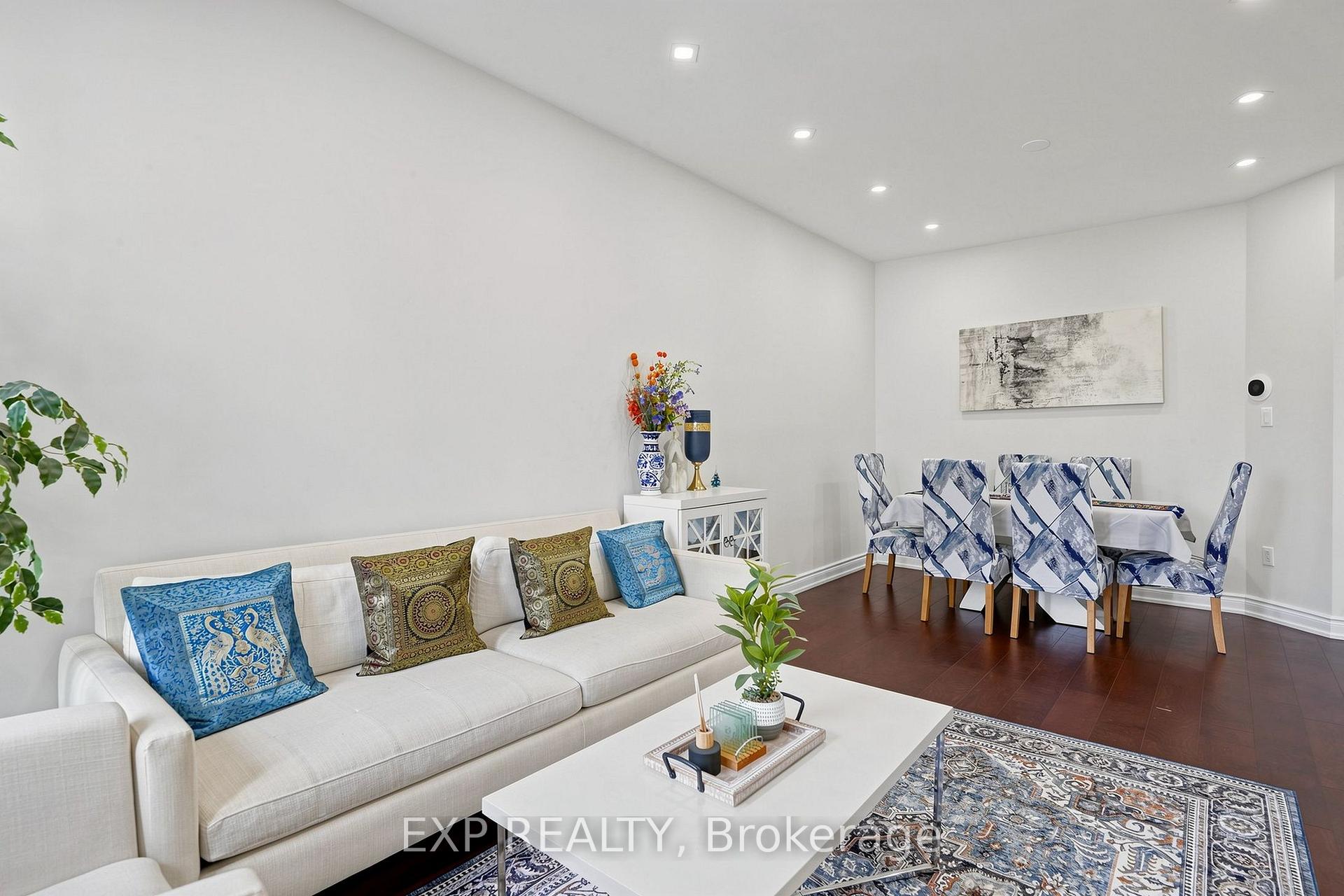 Photo 5 of 99 Saffron Street, Markham, Greensborough — HOMEH