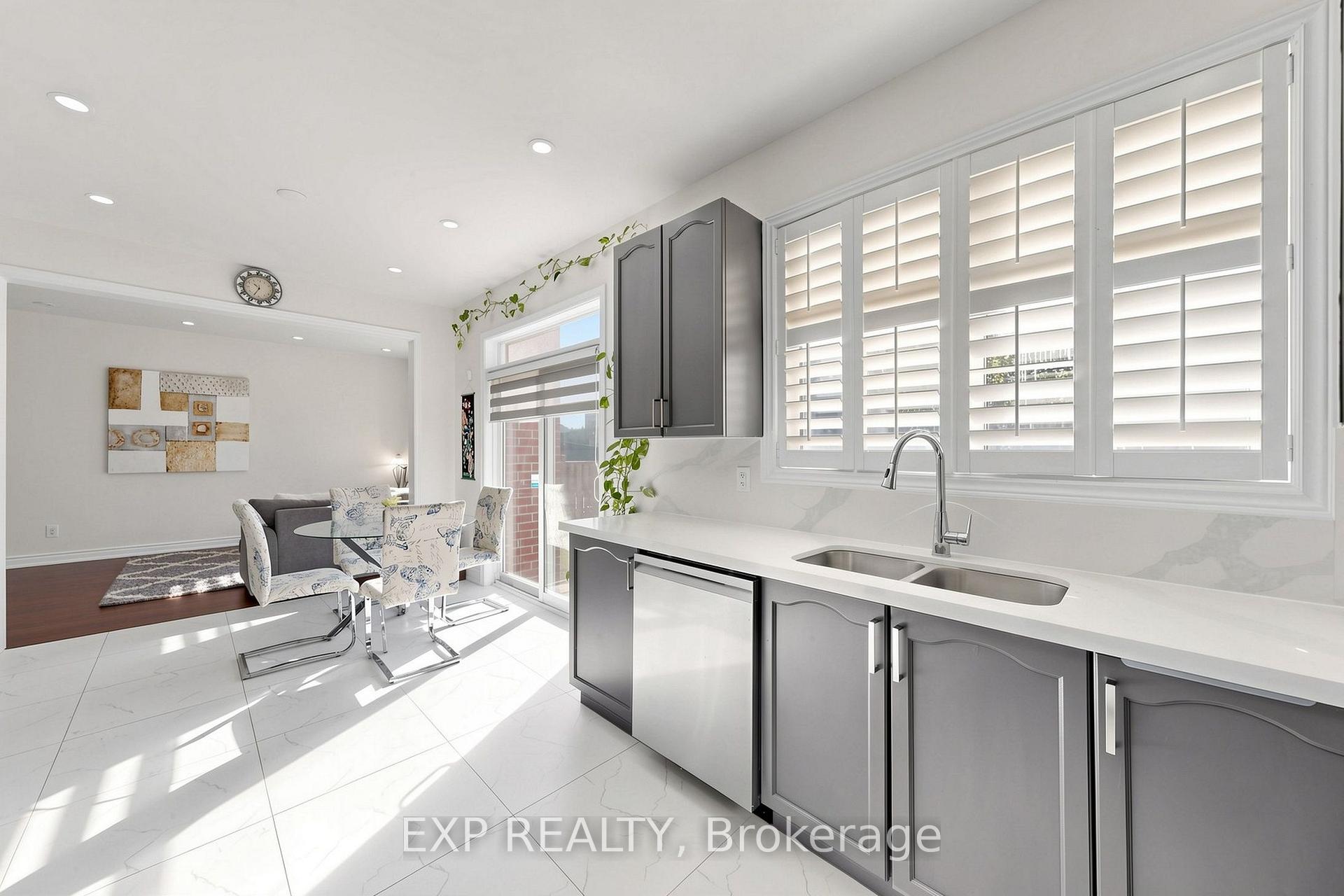Photo 11 of 99 Saffron Street, Markham, Greensborough — HOMEH
