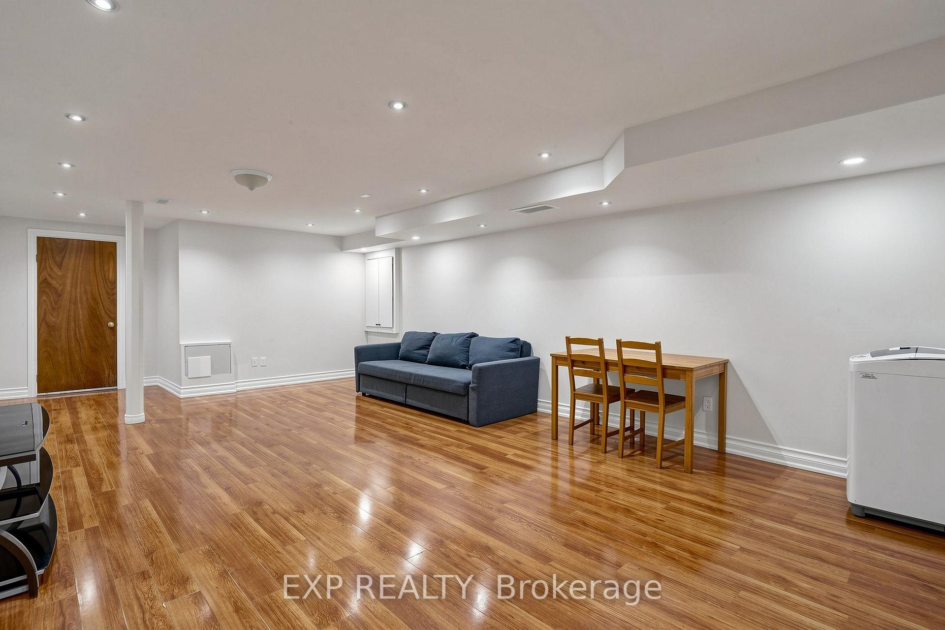 Photo 37 of 99 Saffron Street, Markham, Greensborough — HOMEH