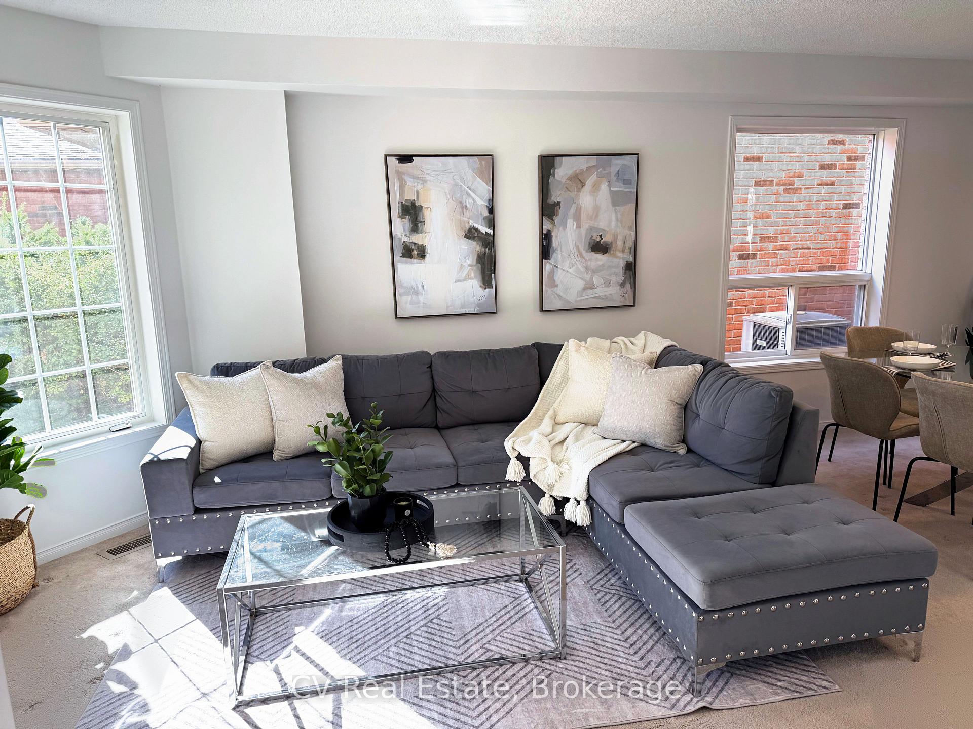 Photo 4 of 1338 Vincent Crescent, Innisfil, Alcona — HOMEH