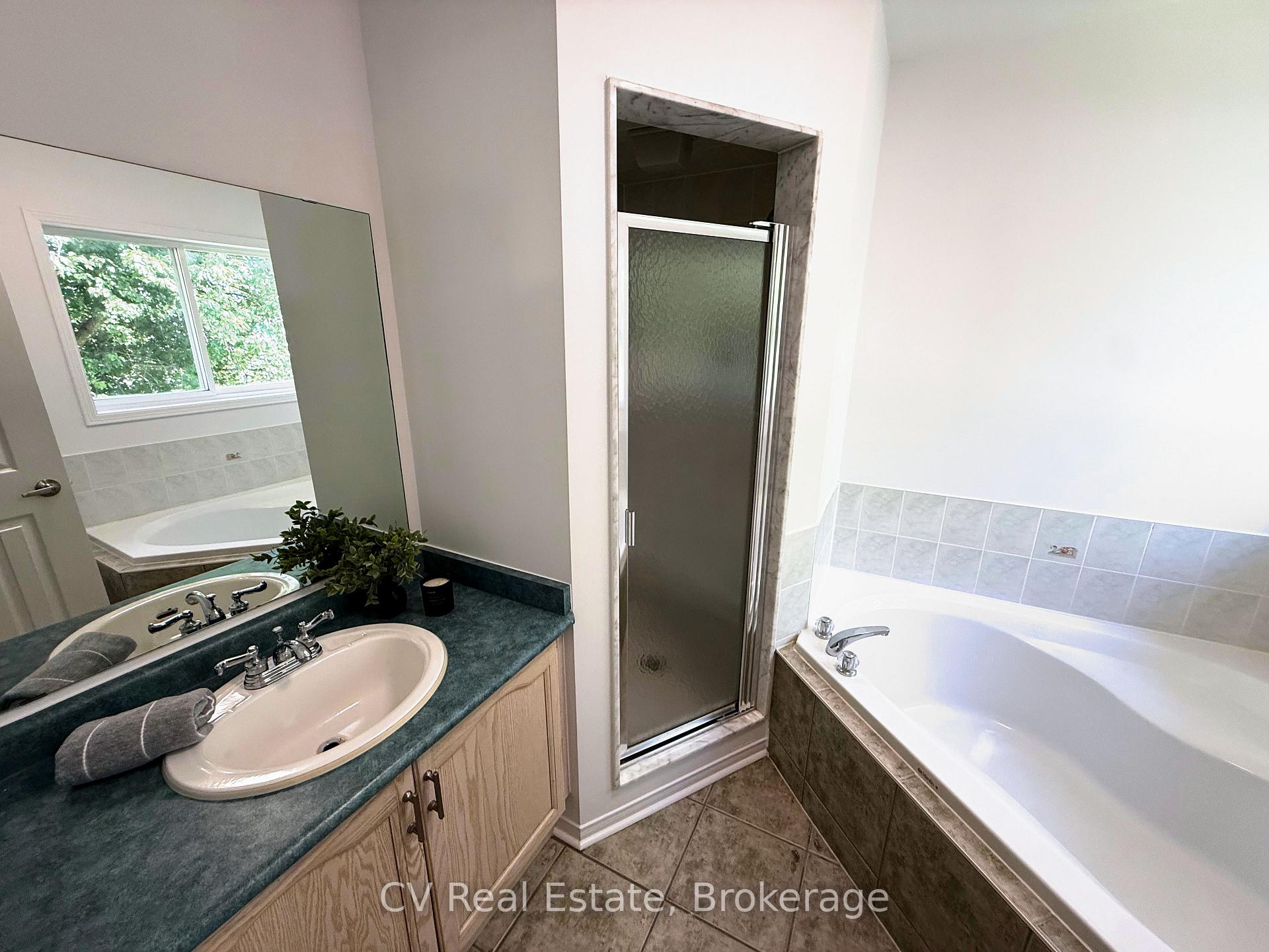 Photo 29 of 1338 Vincent Crescent, Innisfil, Alcona — HOMEH